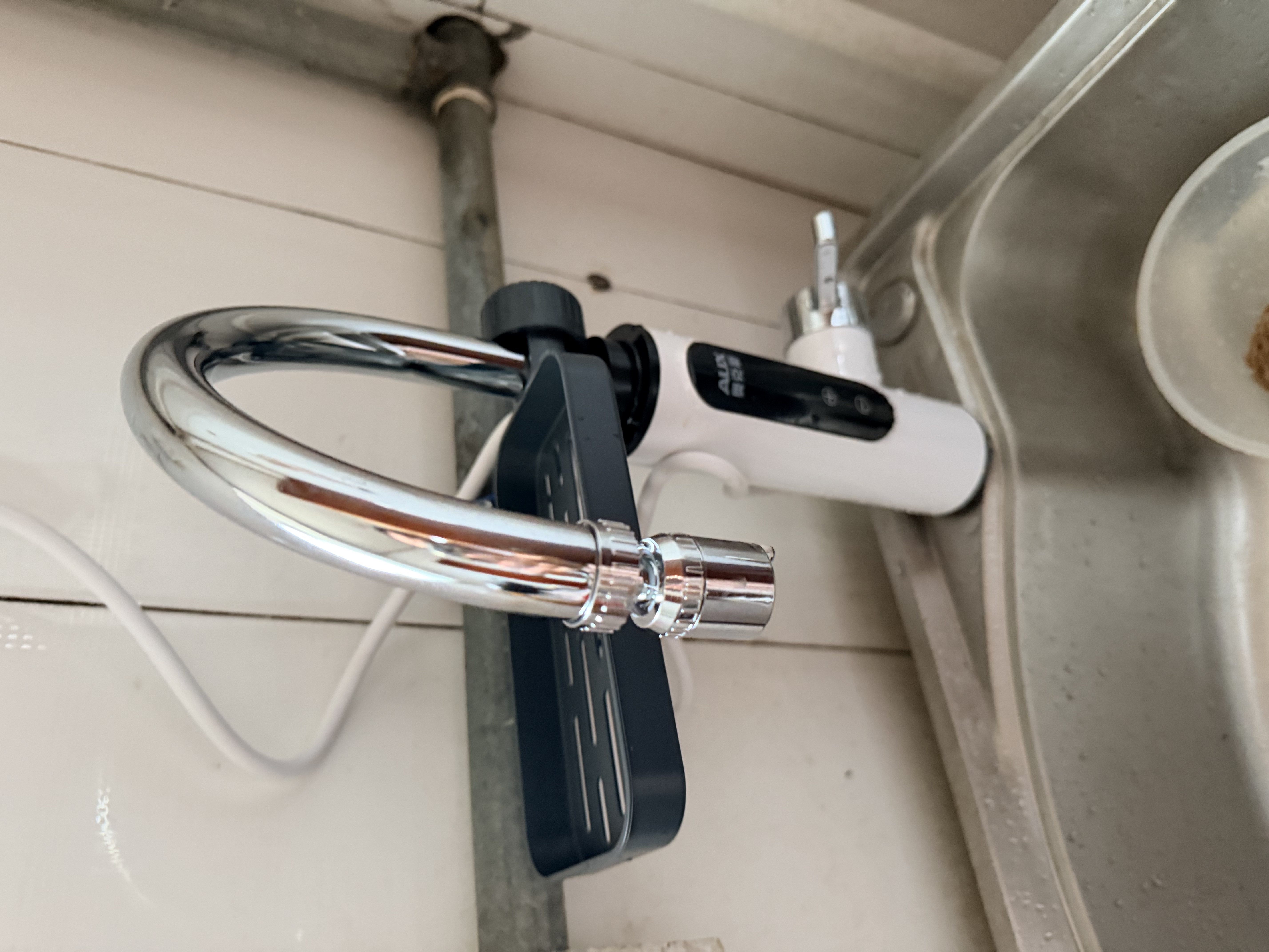 奥克斯电热水龙头即热式速热电加热水龙头加热器变频恒温厨房宝阳台家用热水器 实拍图