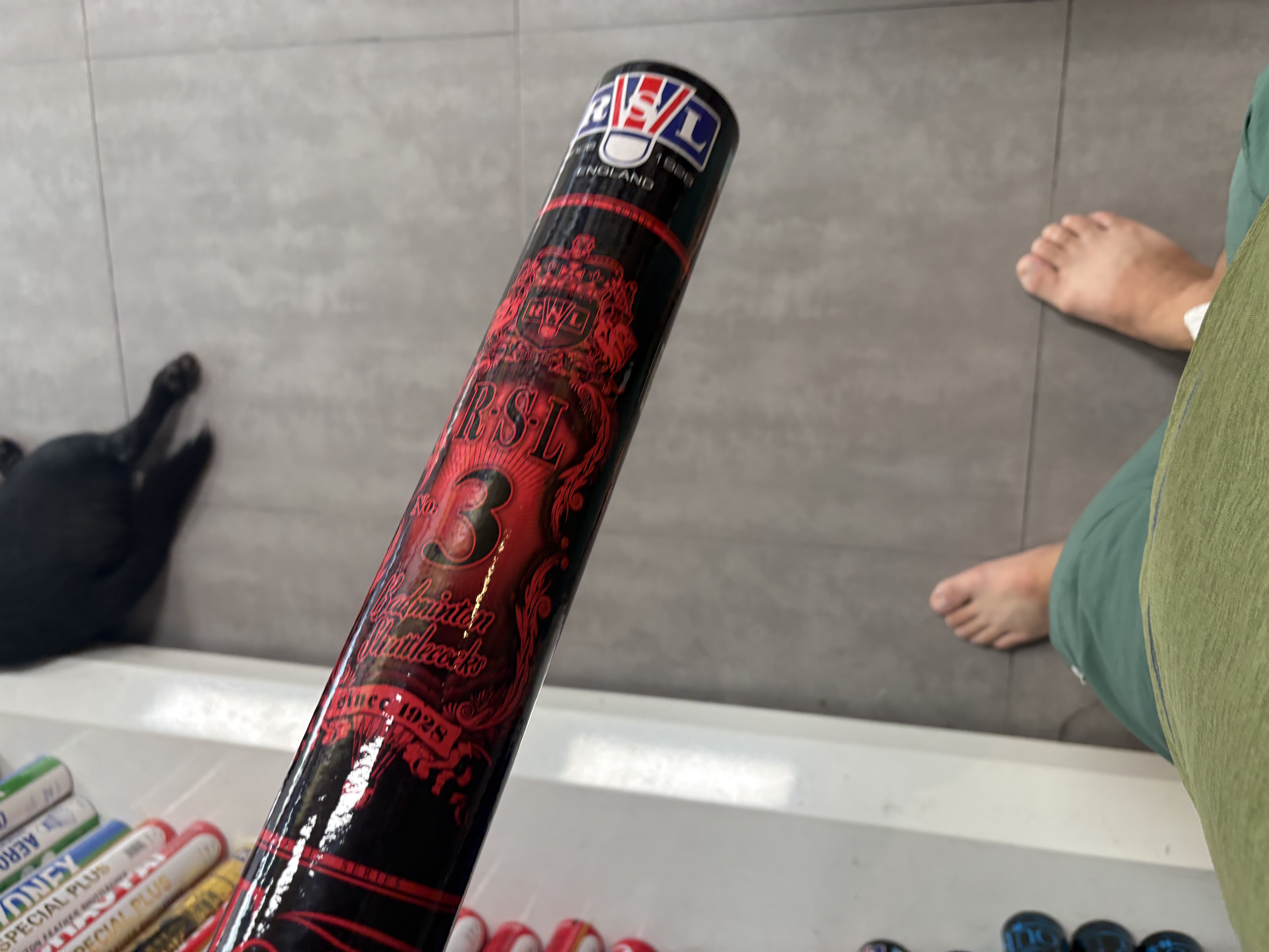 亚狮龙（RSL） 羽毛球 耐打稳定 比赛训练用球12只装/桶 RSL3号 1筒 76速 实拍图