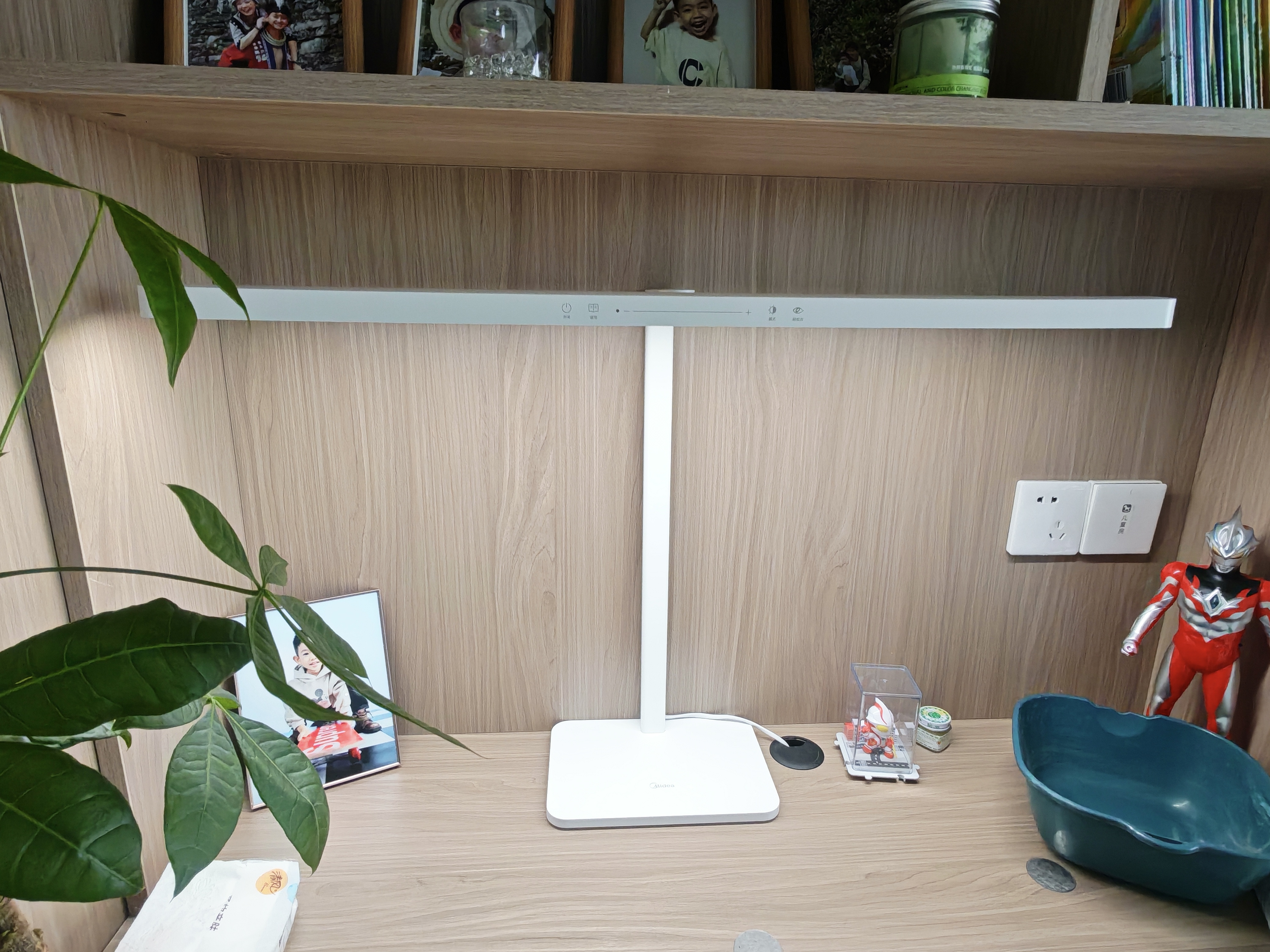 美的（Midea）AAAAA级智能护眼学习灯具儿童阅读灯书房读写台灯普瑞灯珠眼轻松 实拍图