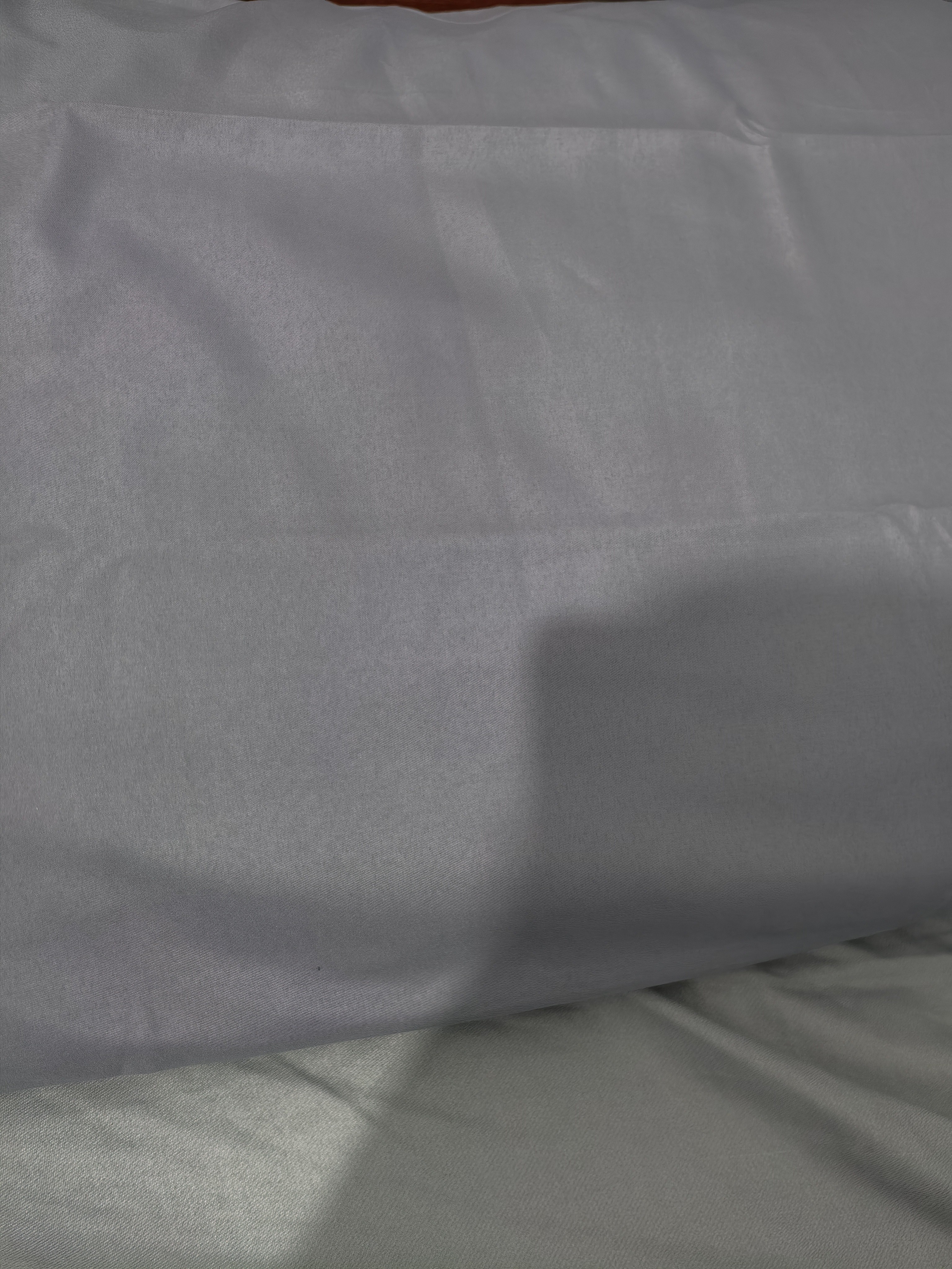 京东京造小京研枕套 A类一等品100g轻柔丝滑枕头套 48x74cm 一对装 浅灰 实拍图