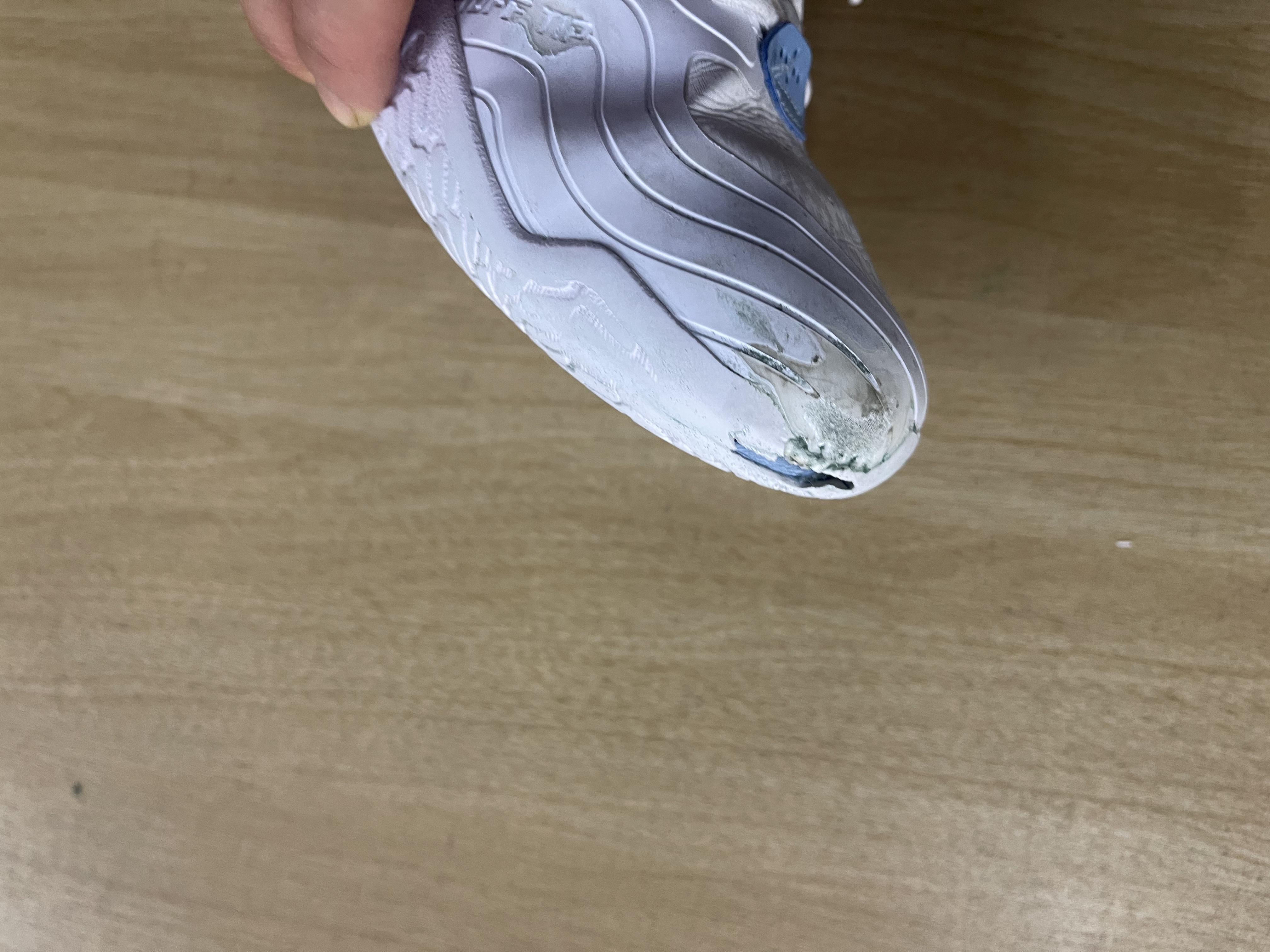 李宁（LI-NING）变色龙6lite男女情侣款比赛羽毛训练耐磨减震高弹防滑运动鞋球鞋 实拍图