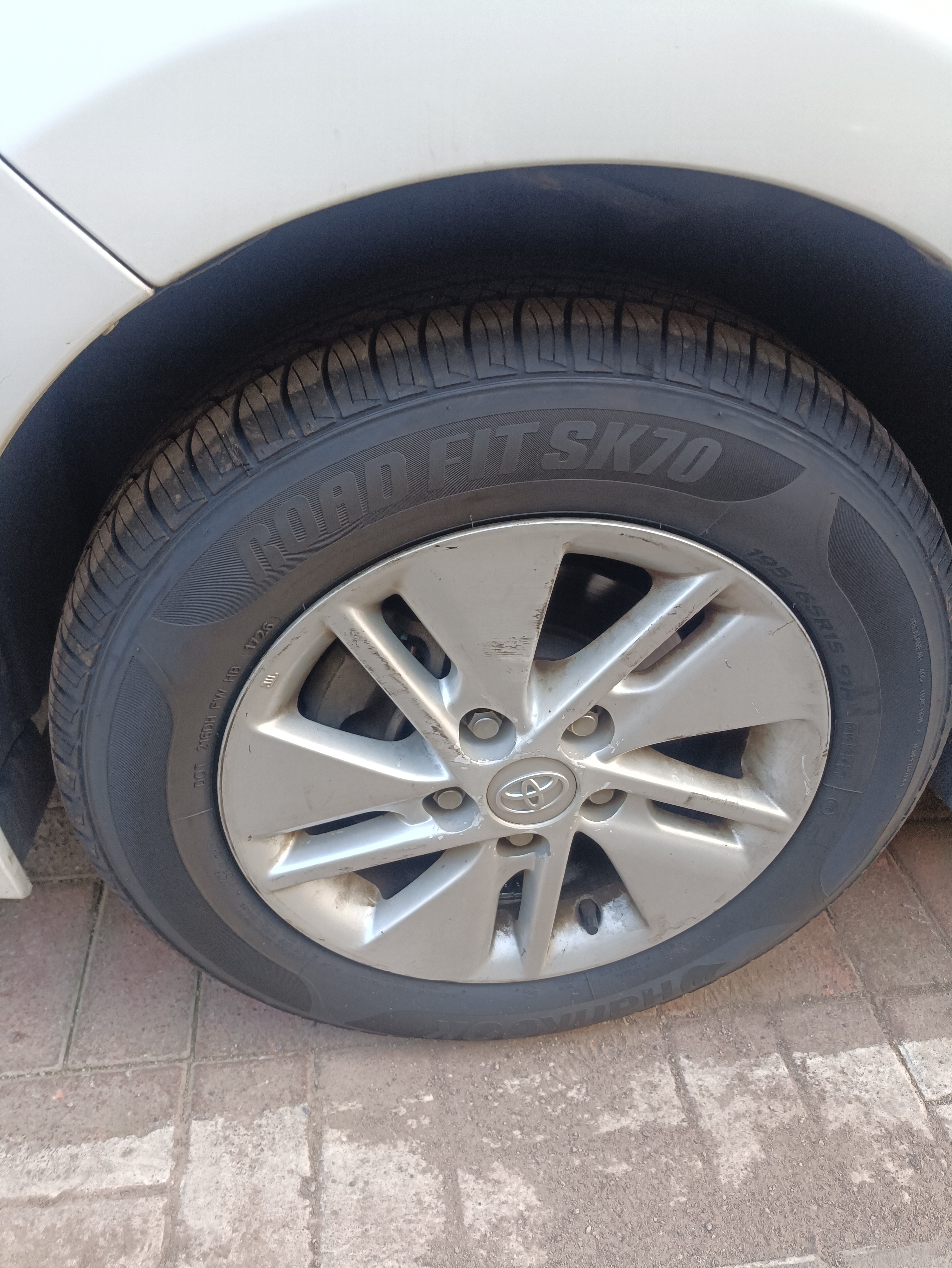 韩泰（Hankook）汽车轮胎 195/65R15 91H SK70 适配卡罗拉/朗逸/宝来/雷凌/福睿斯 实拍图