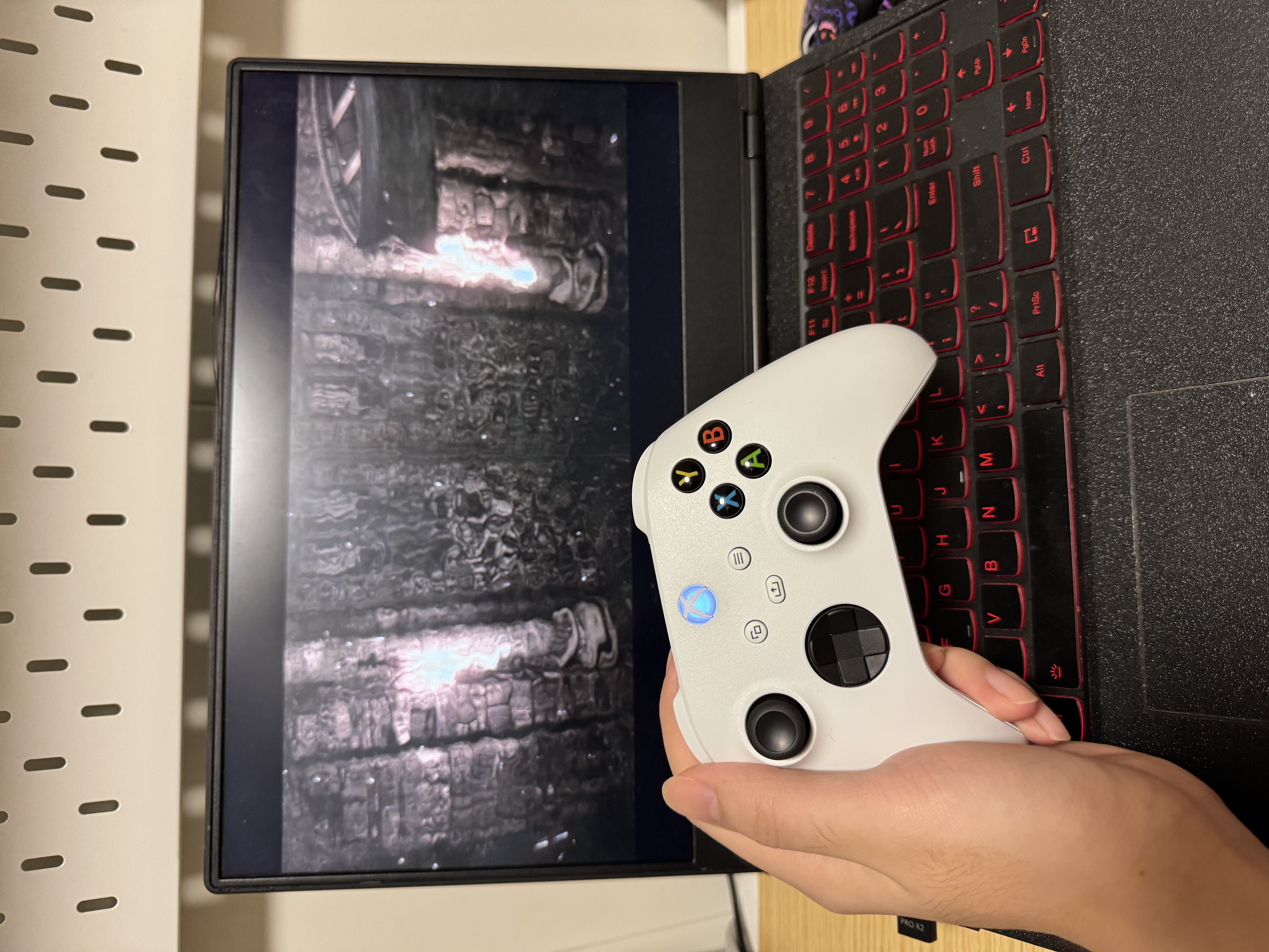 微软（Microsoft）XBOX无线游戏手柄 无线控制器 冰雪白 蓝牙适配XBOX/PC/平板/手机 Steam促销黑神话悟空 影之刃零 实拍图