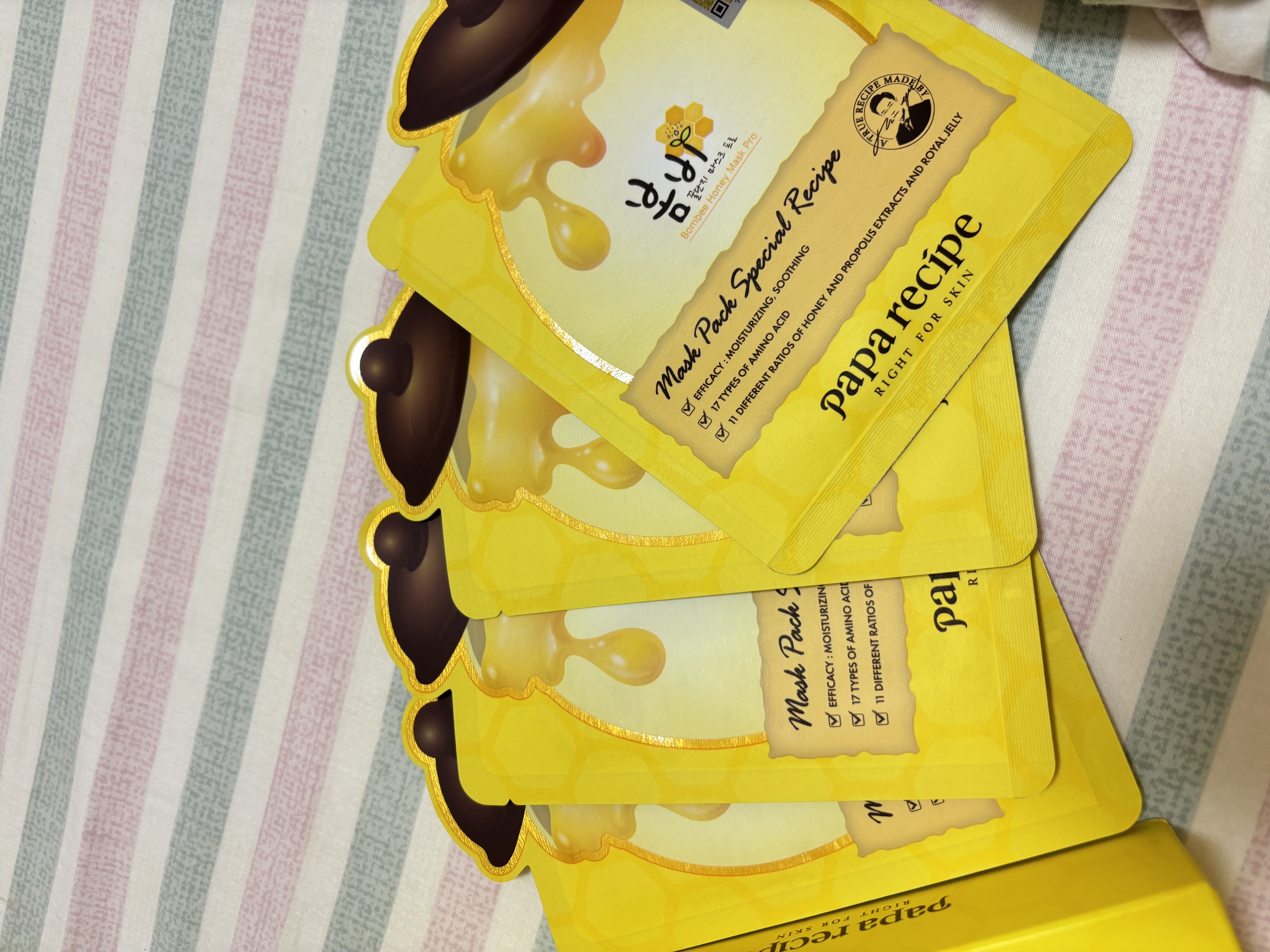 春雨（Papa recipe）黄色经典蜂蜜面膜 补水保湿改善干燥护肤品 生日礼物韩国 【超值囤货装】黄春雨6片*3盒 实拍图