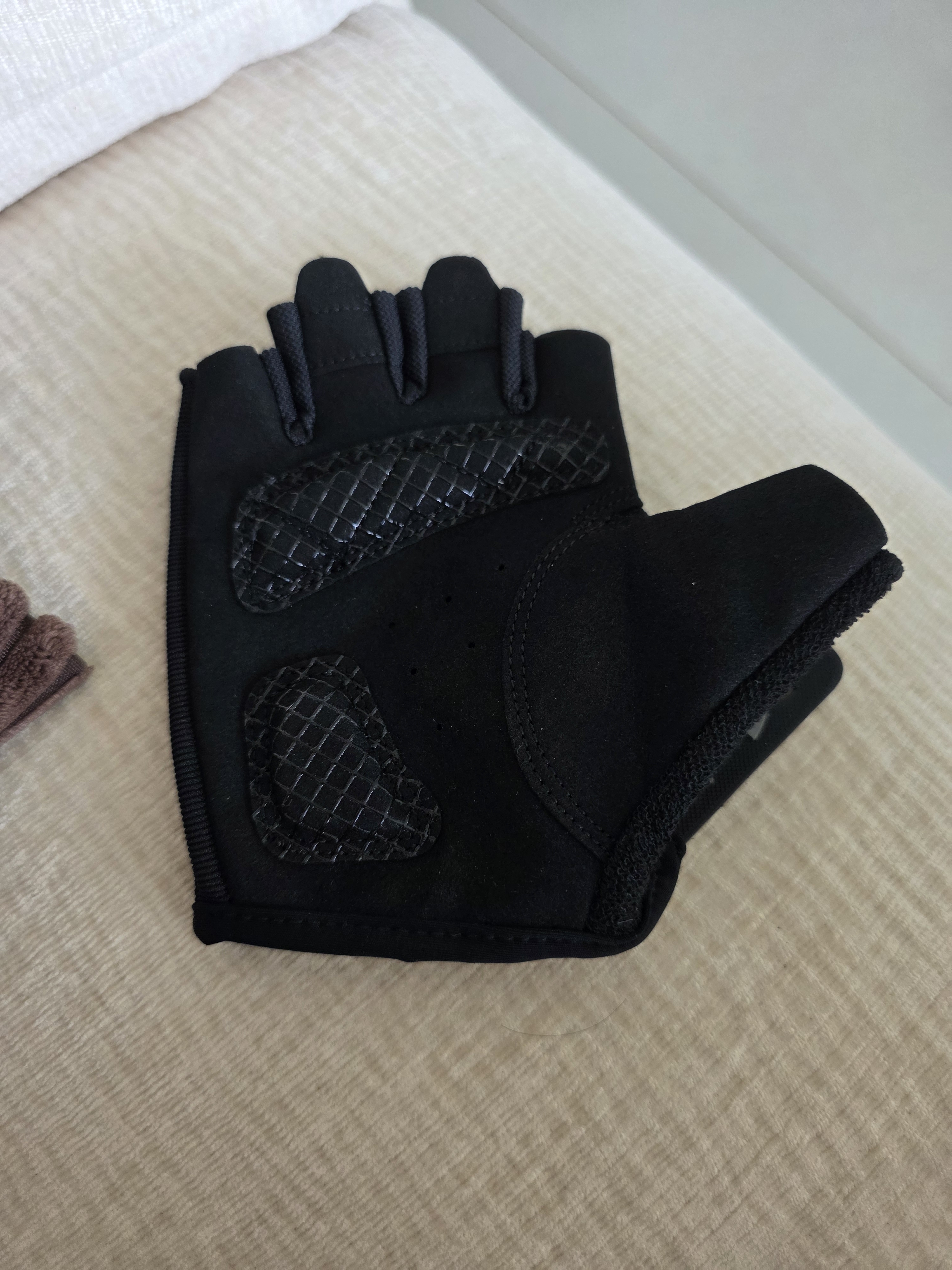 安德玛（Under Armour）健身手套男女运动骑行半指训练单杠引体向上撸铁器械锻炼防滑登山 实拍图
