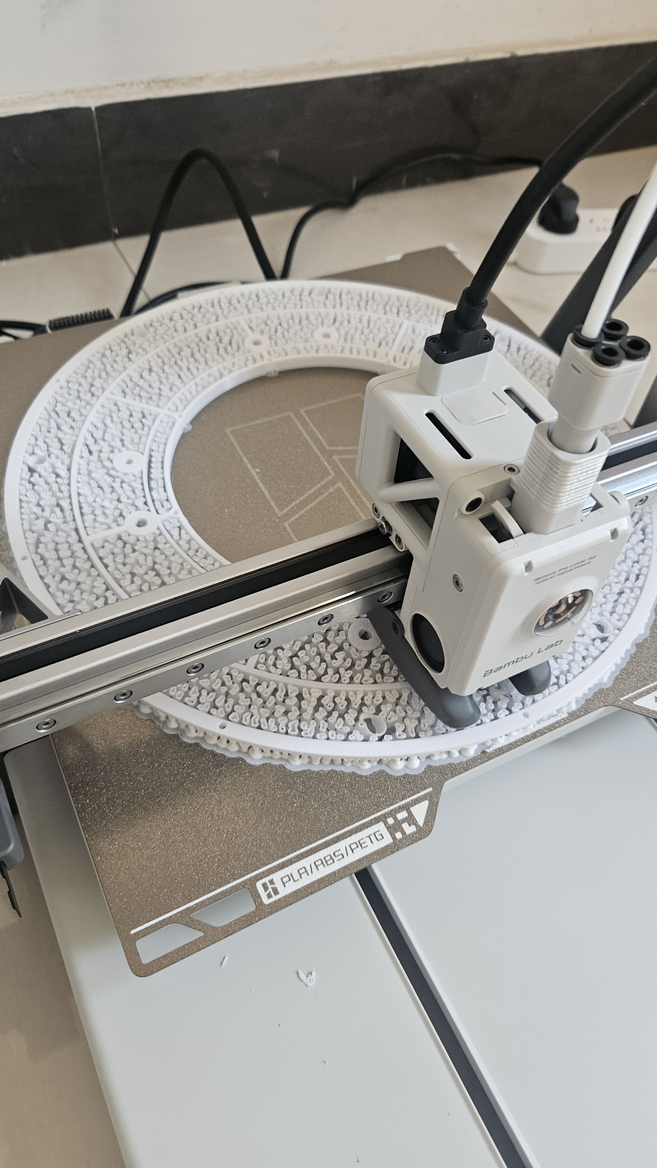 拓竹【新品】A2L单机3D打印机大尺寸家用稳定高速儿童桌面立体多色手办diy模型玩具排放安全稳定A1升级 实拍图