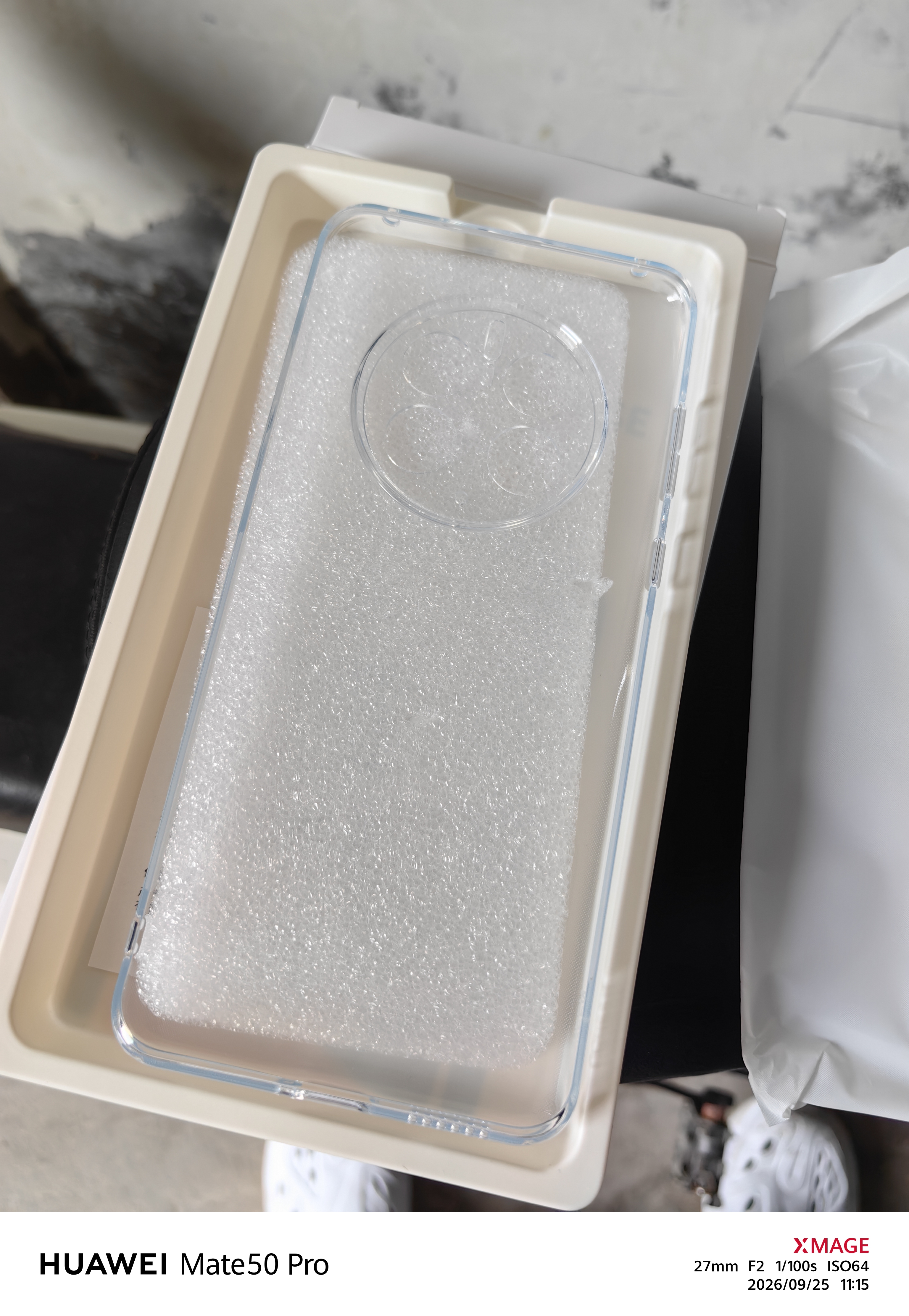 绿联 适用华为Mate50Pro手机壳 镜头全包超薄保护套 气囊抗震防刮防摔软壳男女潮款 透明 实拍图
