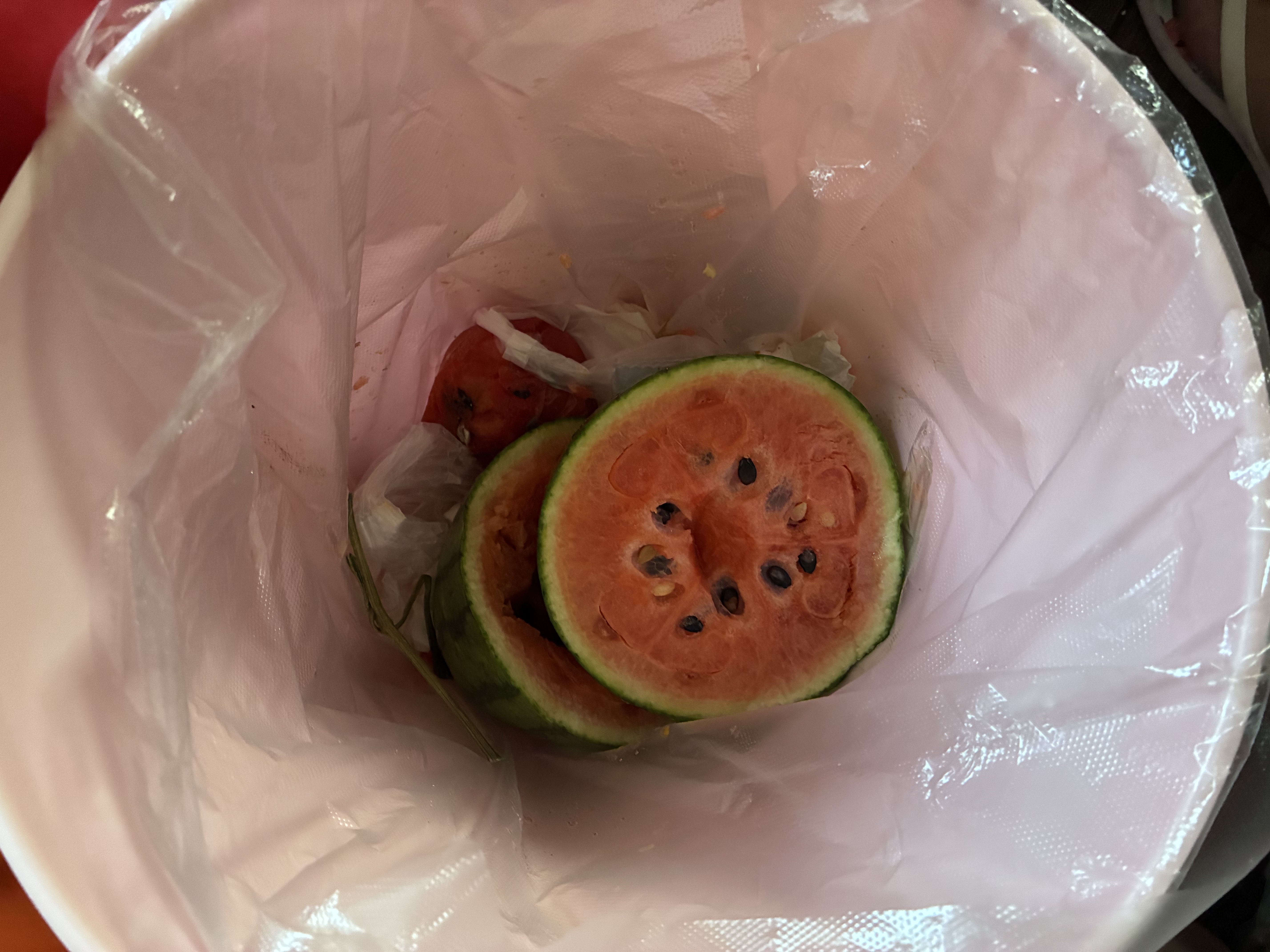 手剥皮小西瓜2K小糖丸西瓜新鲜水果薄皮西瓜脆甜手撕红肉甜瓜整箱 小糖丸2-3斤(1-2粒) 实拍图