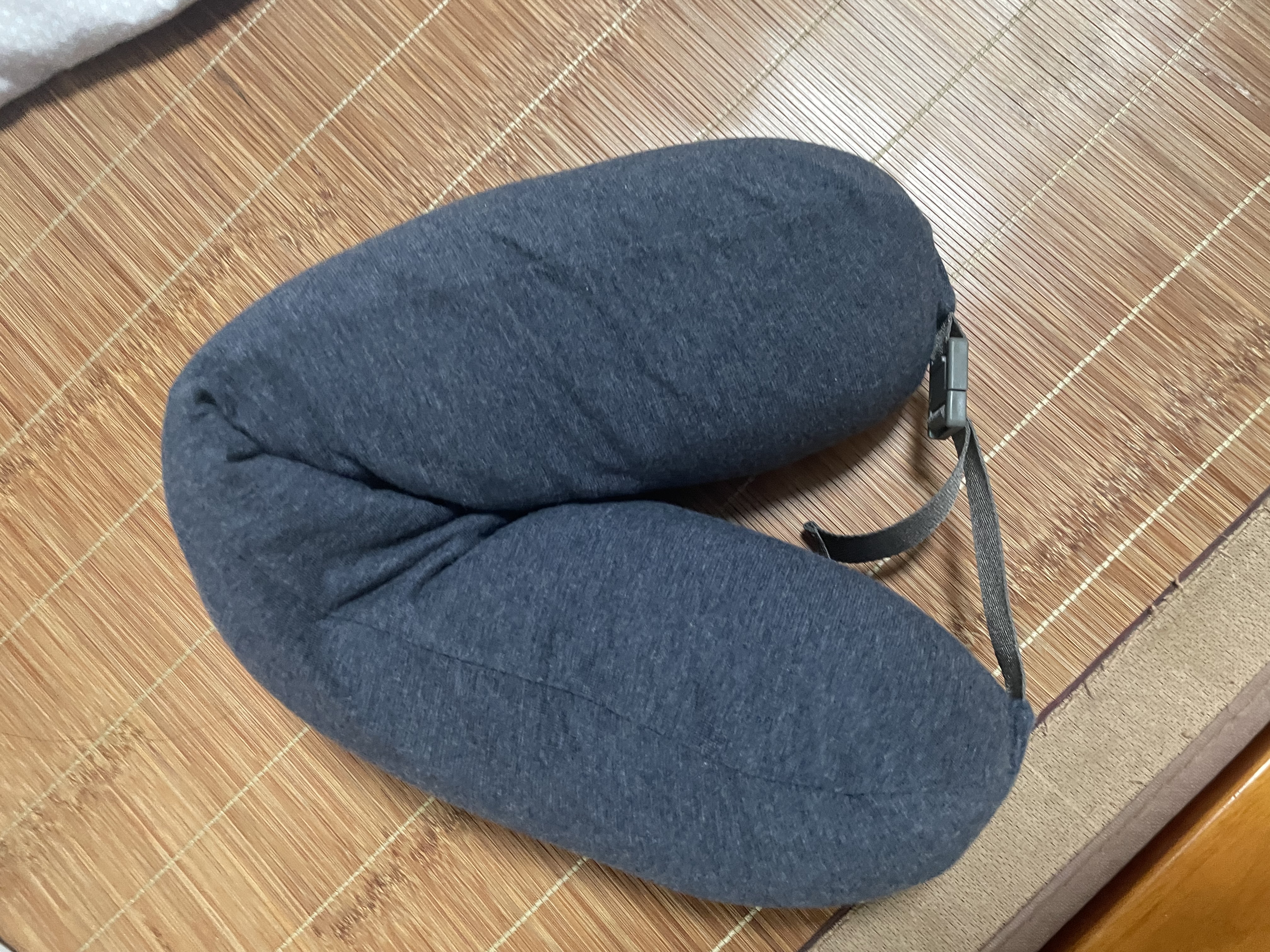 MUJI舒适颈部靠枕 午睡枕U型枕旅行枕办公室中秋节礼物藏青色 实拍图