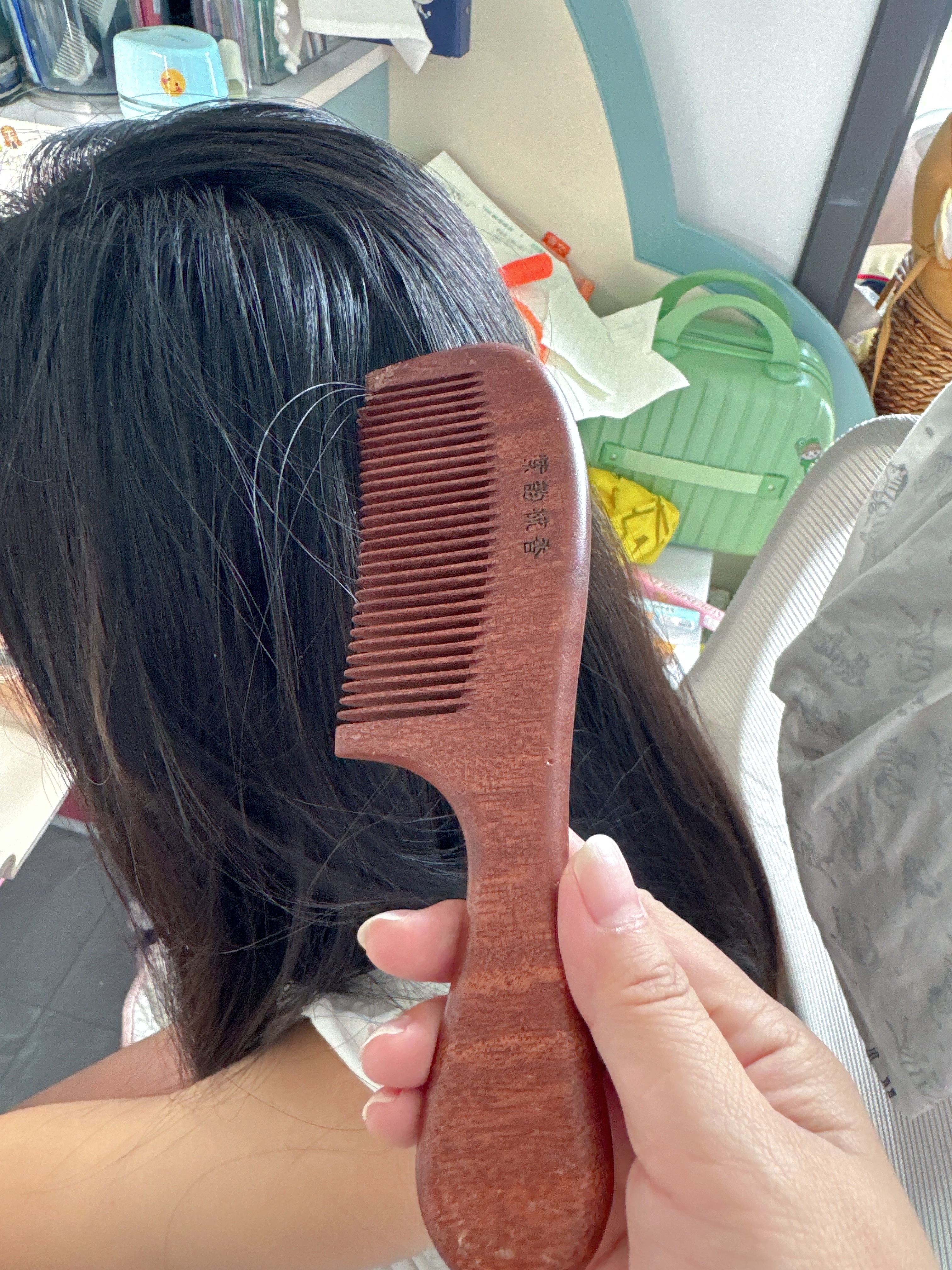 紫韵梳香大号整料黄桃木梳子女士男士养生经络按摩梳细齿赛檀木梳子M-12 实拍图
