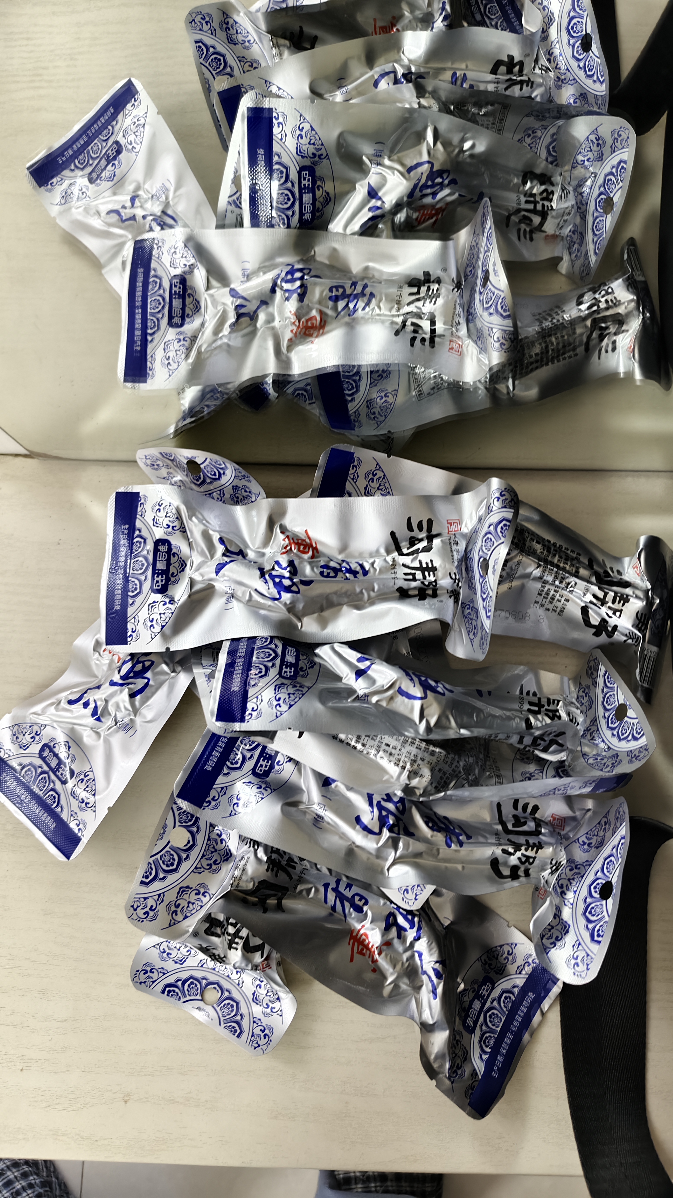 京东京造 抽取式厨房纸巾抽纸80抽*8包  厨房用纸 餐巾纸 京东快递发货 实拍图