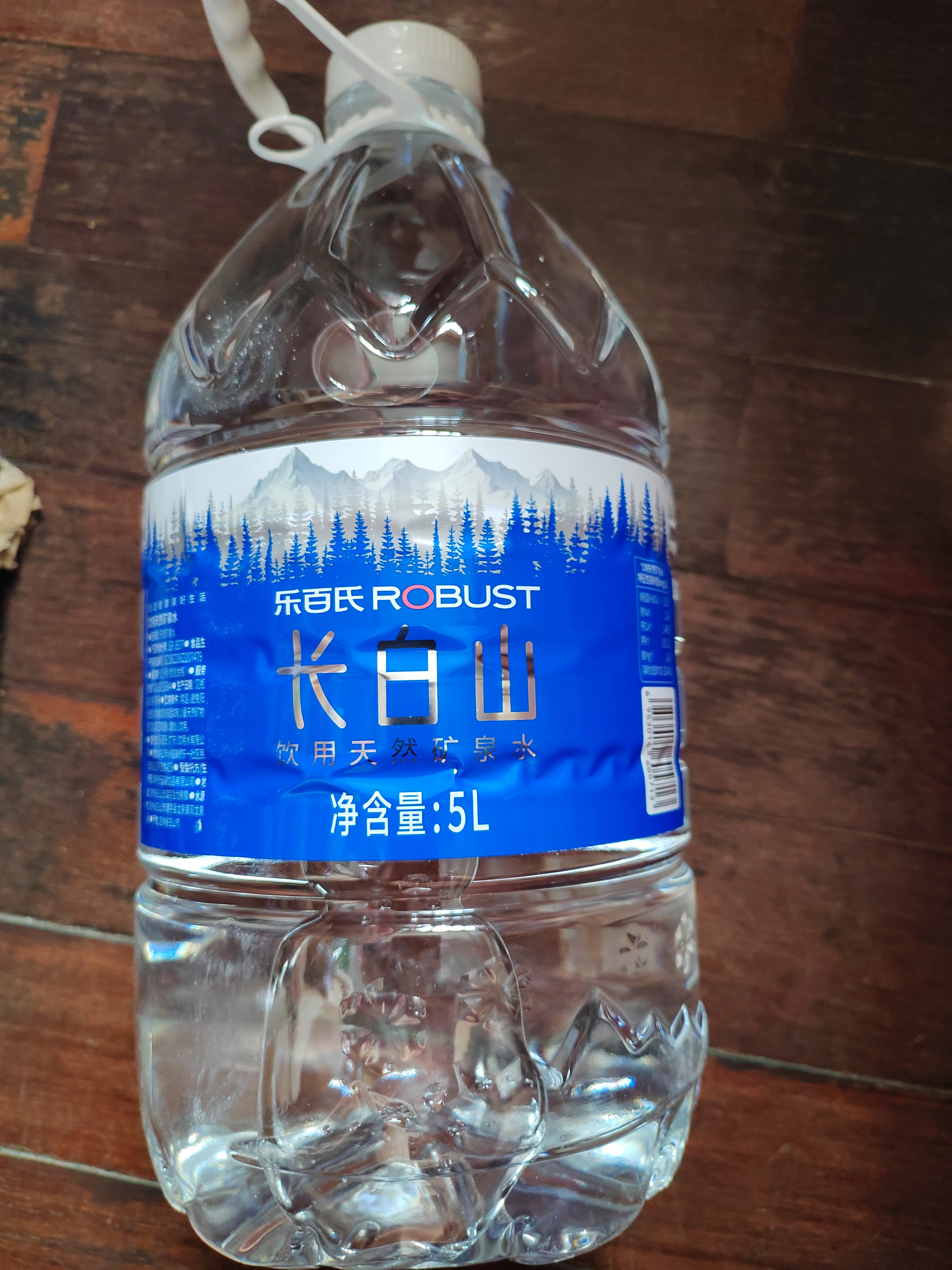 乐百氏长白山矿泉水5L*4大桶水低钠弱碱性高端商务会议泡茶大桶装饮用水 实拍图