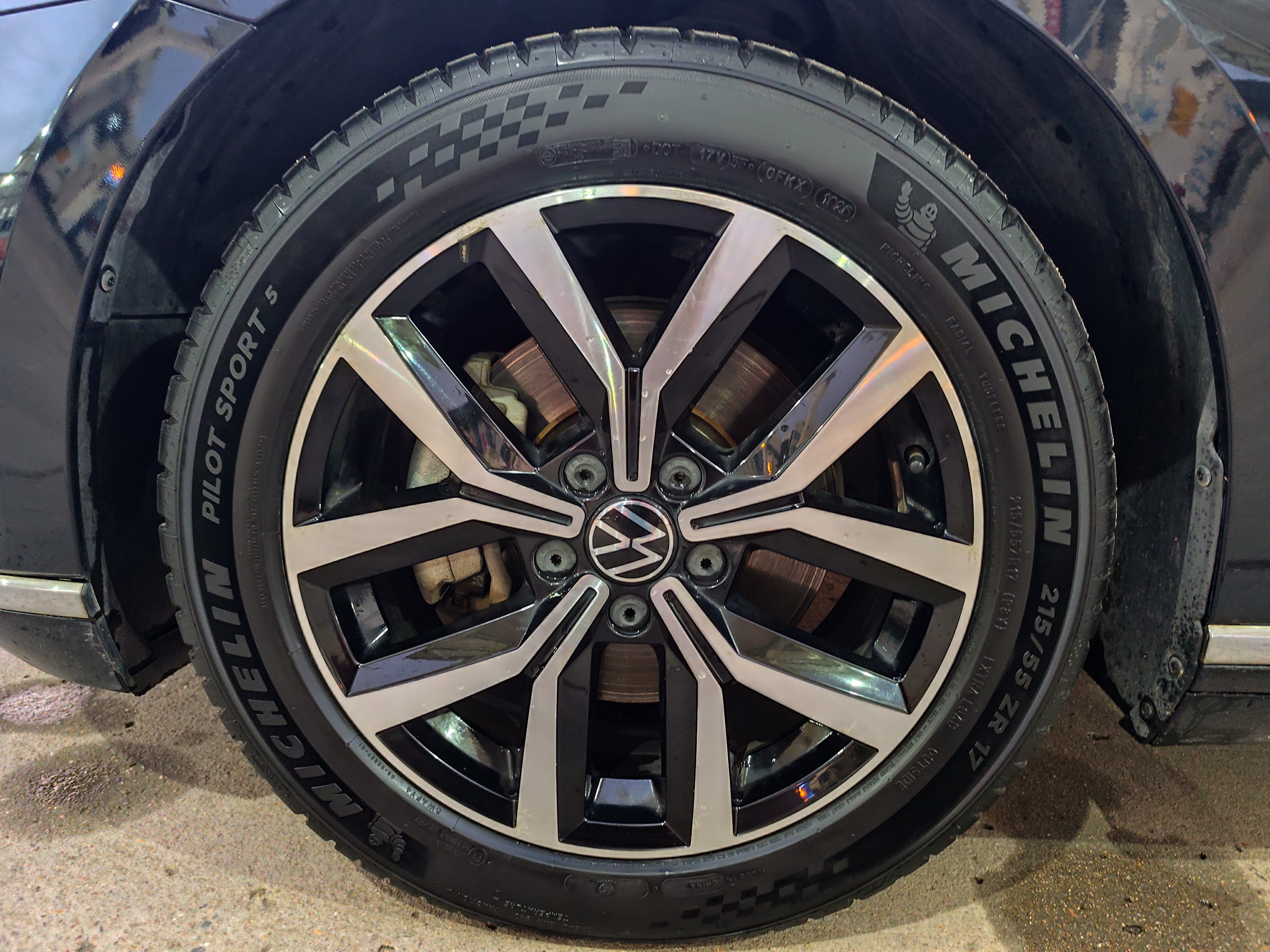 米其林（MICHELIN）汽车轮胎 215/55ZR17 98Y  竞驰PILOT SPORT 5 适配一汽大众 实拍图