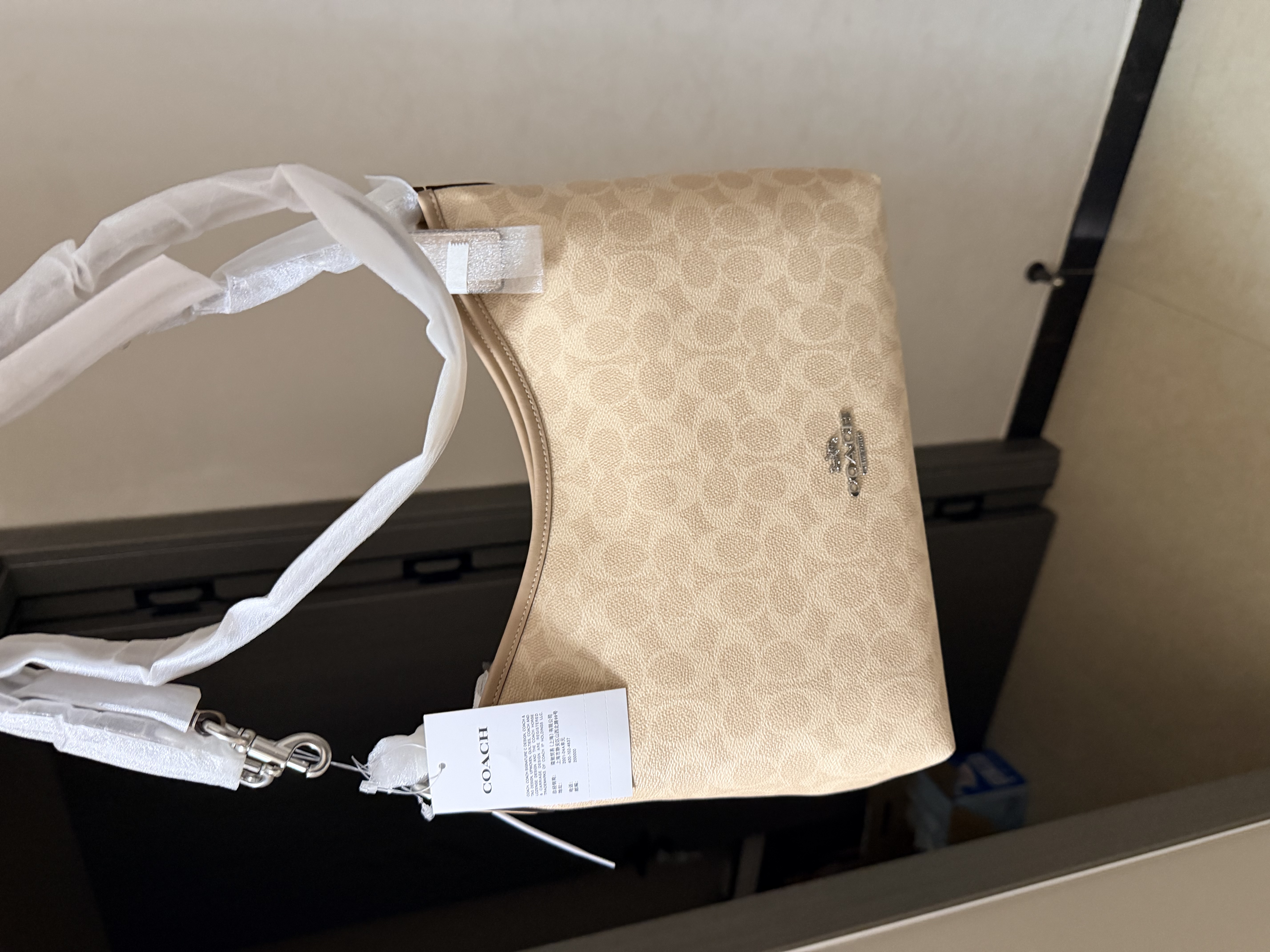 蔻驰（COACH）【品牌直供】女士LAUREL中号斜挎流浪包沙黄/灰褐CEY95礼物次日达 实拍图