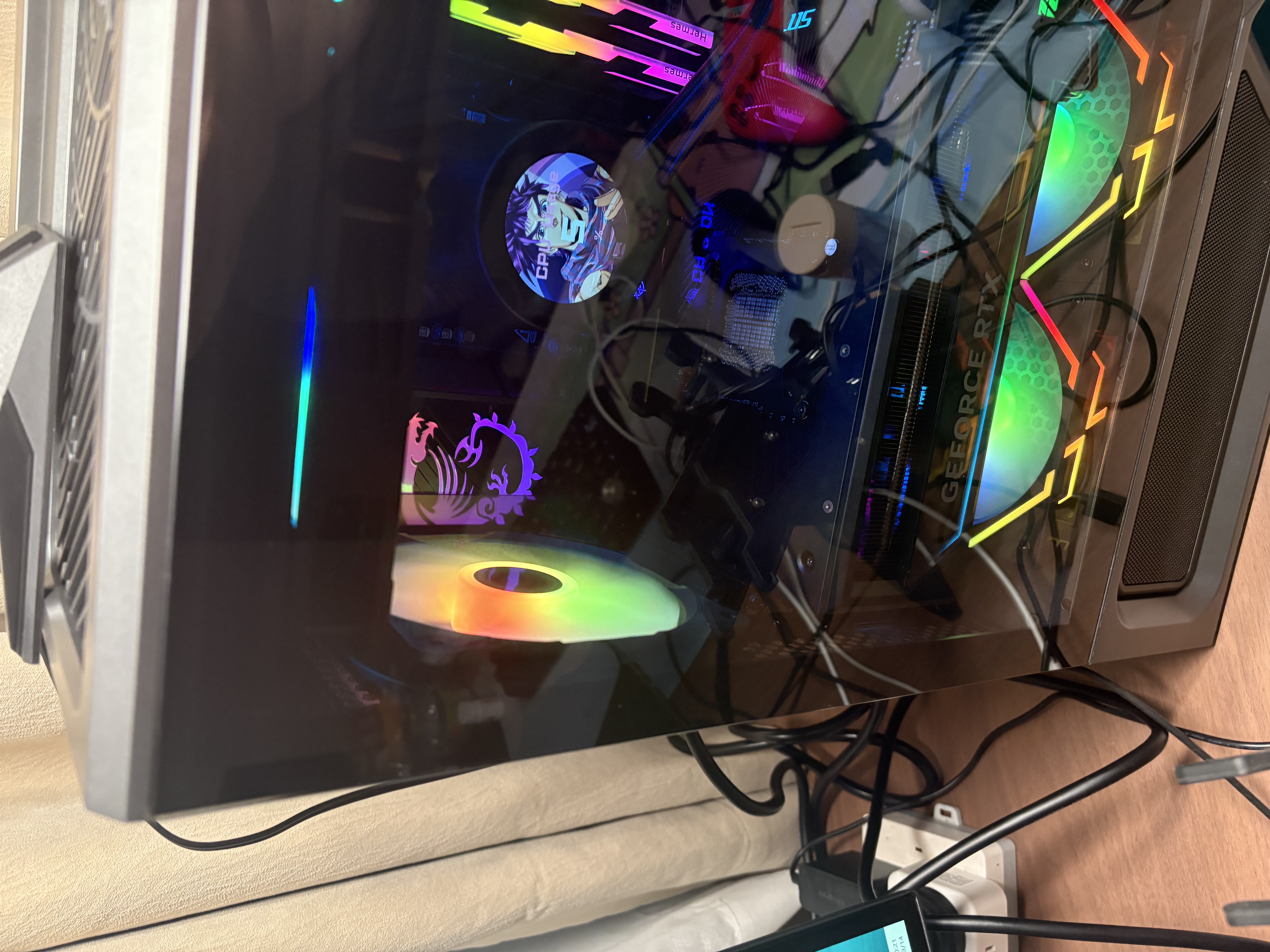 微星（MSI）维斯塔MPG VIXTA 300R AIRFLOW PZ台式机电脑机箱（梯形底座设计/支持背插主板/预装3把ARGB风扇） 实拍图