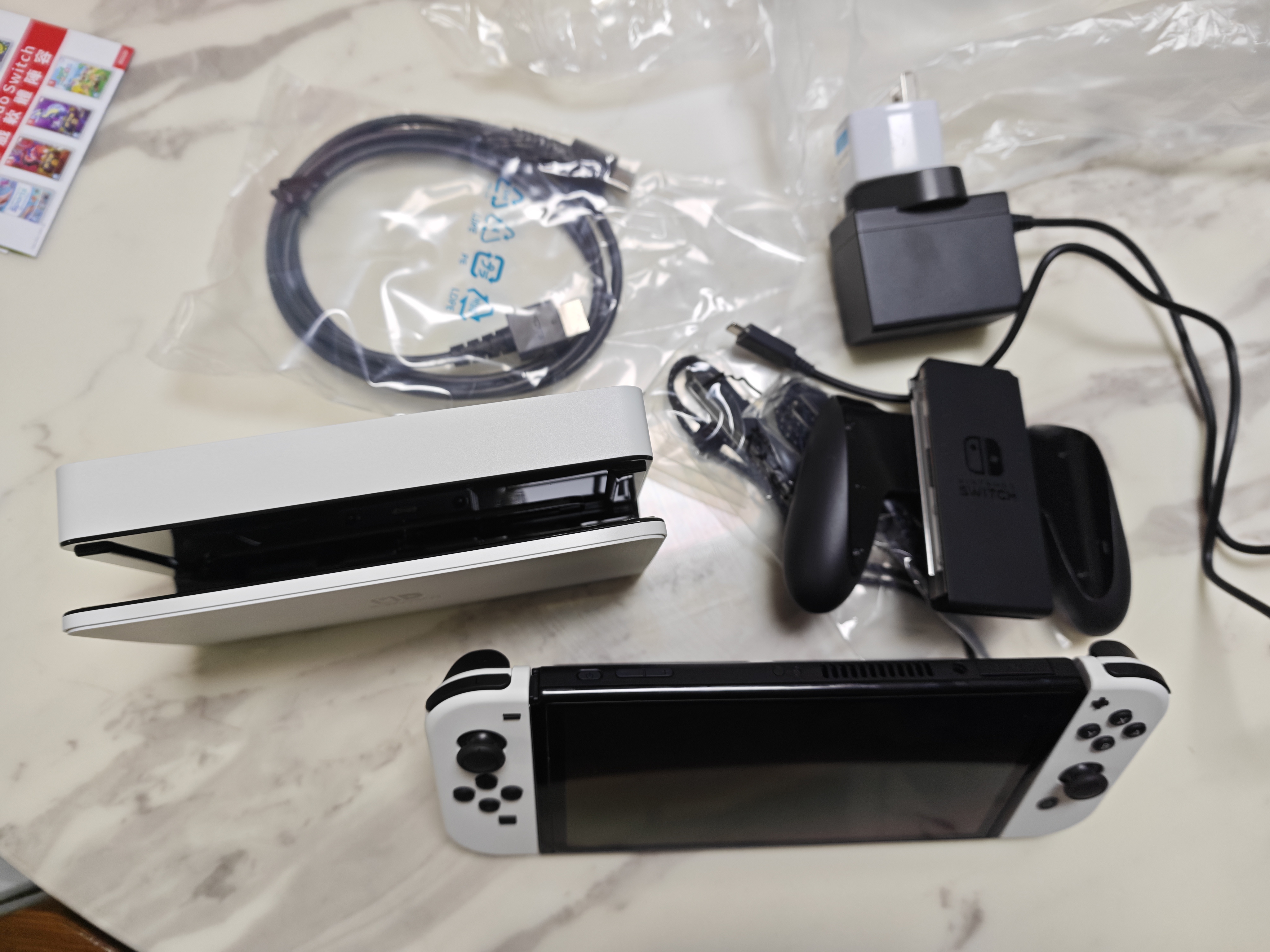 任天堂（Nintendo）【国内保税仓】Switch2/1代 OLED/续航加强日版/港版便携家用ns体感游戏机掌机 港版OLED白色64GB保税（赠共享会员） 实拍图
