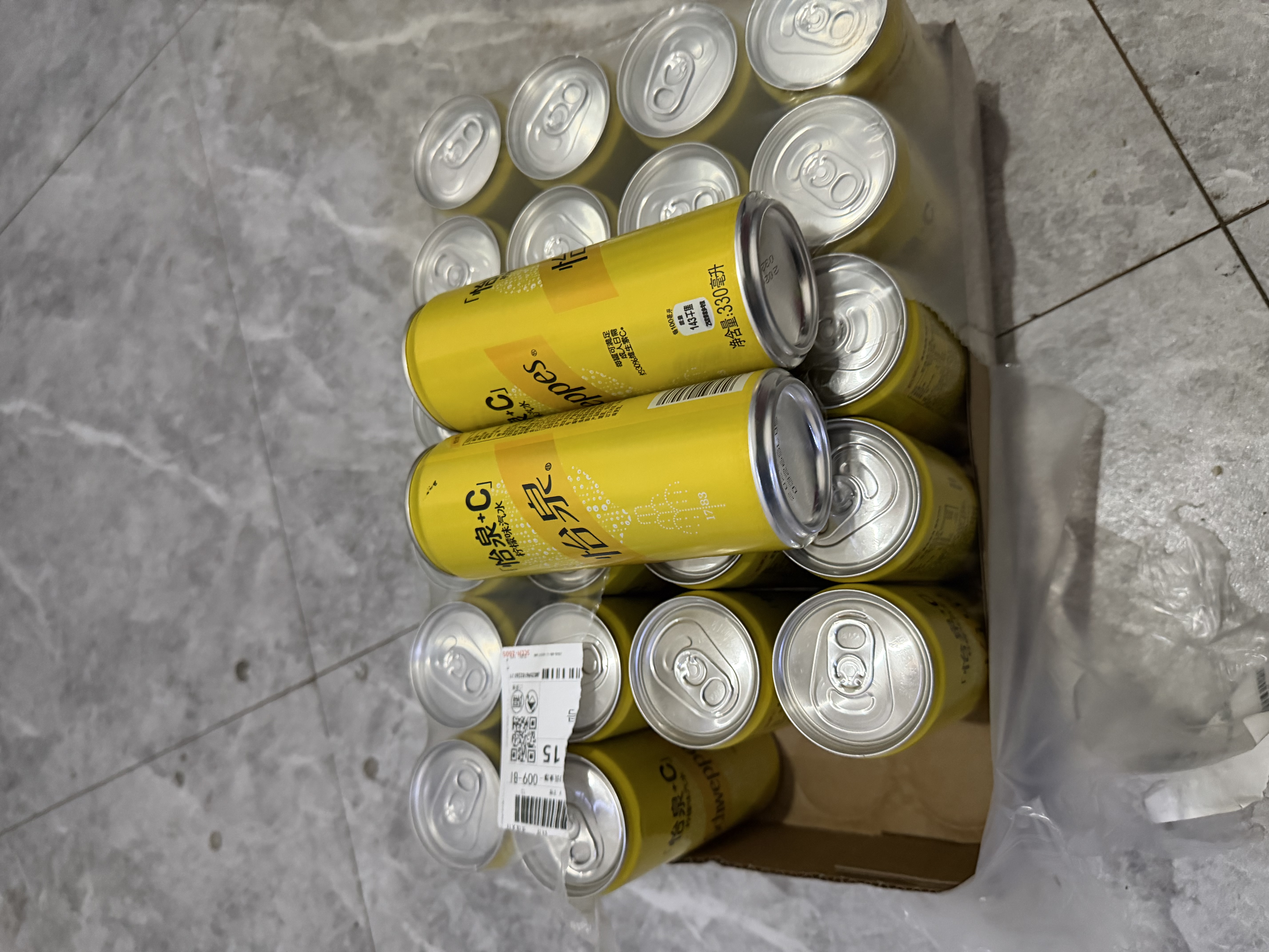 可口可乐（Coca-Cola）怡泉 Schweppes +C 柠檬味 汽水 含维C 330ml*24罐 整箱调酒 实拍图