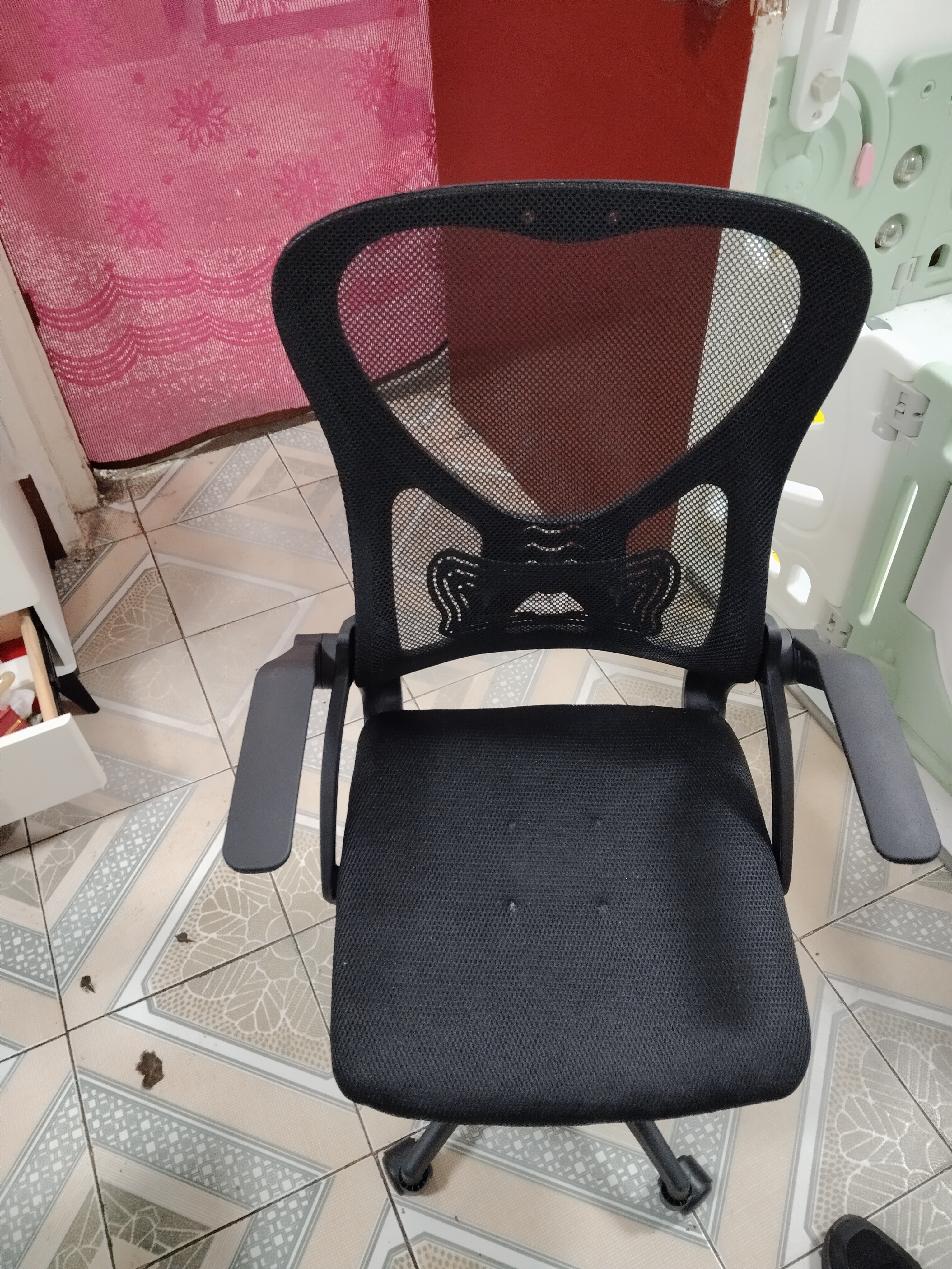 甄严选电脑桌台式电竞桌椅套装组合桌子办公家用桌学习桌书房书桌写字桌 【电竞桌椅套装】黑碳纤维面-整板160*60CM 实拍图