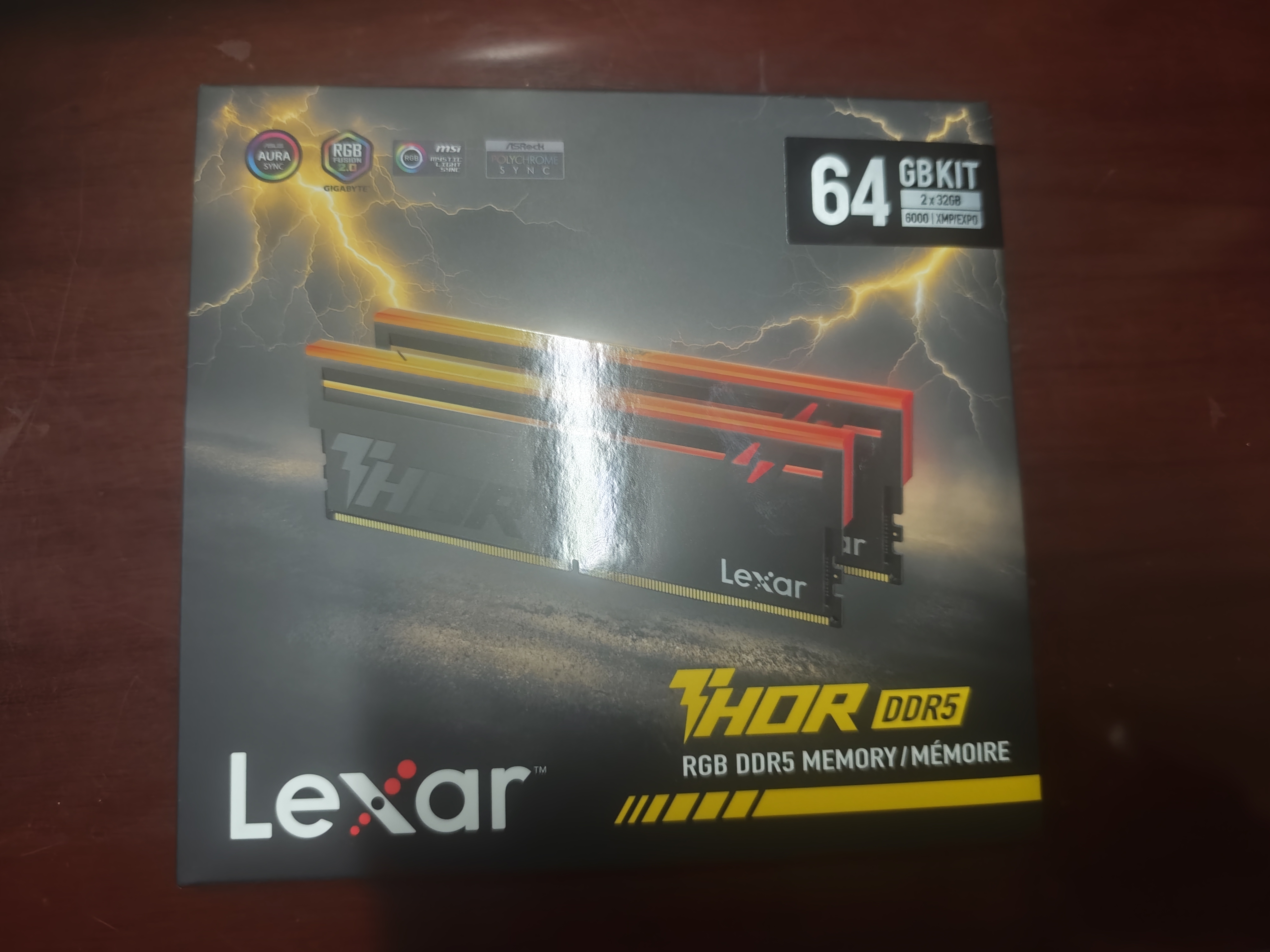 雷克沙（Lexar）DDR5 6000 64GB(32GB×2)套条 电竞RGB灯条内存条 CL40 AI部署一步到位 Thor雷神之刃二代 黑色 实拍图