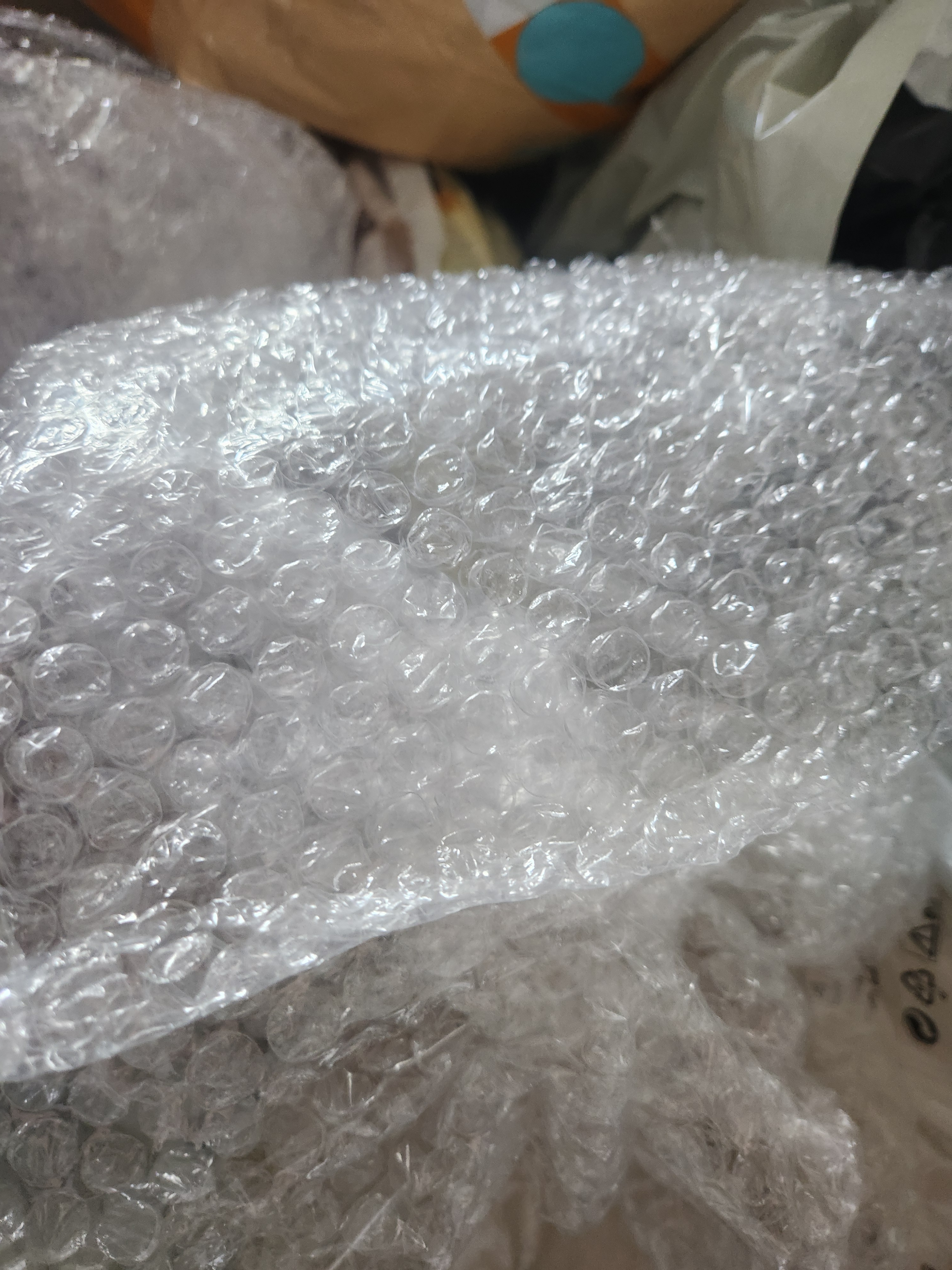得力（deli）搬家纸箱 加厚特大号快递打包箱收纳纸箱子60*40*50cm【有扣手5个装+封箱胶带+三色记号笔】 实拍图