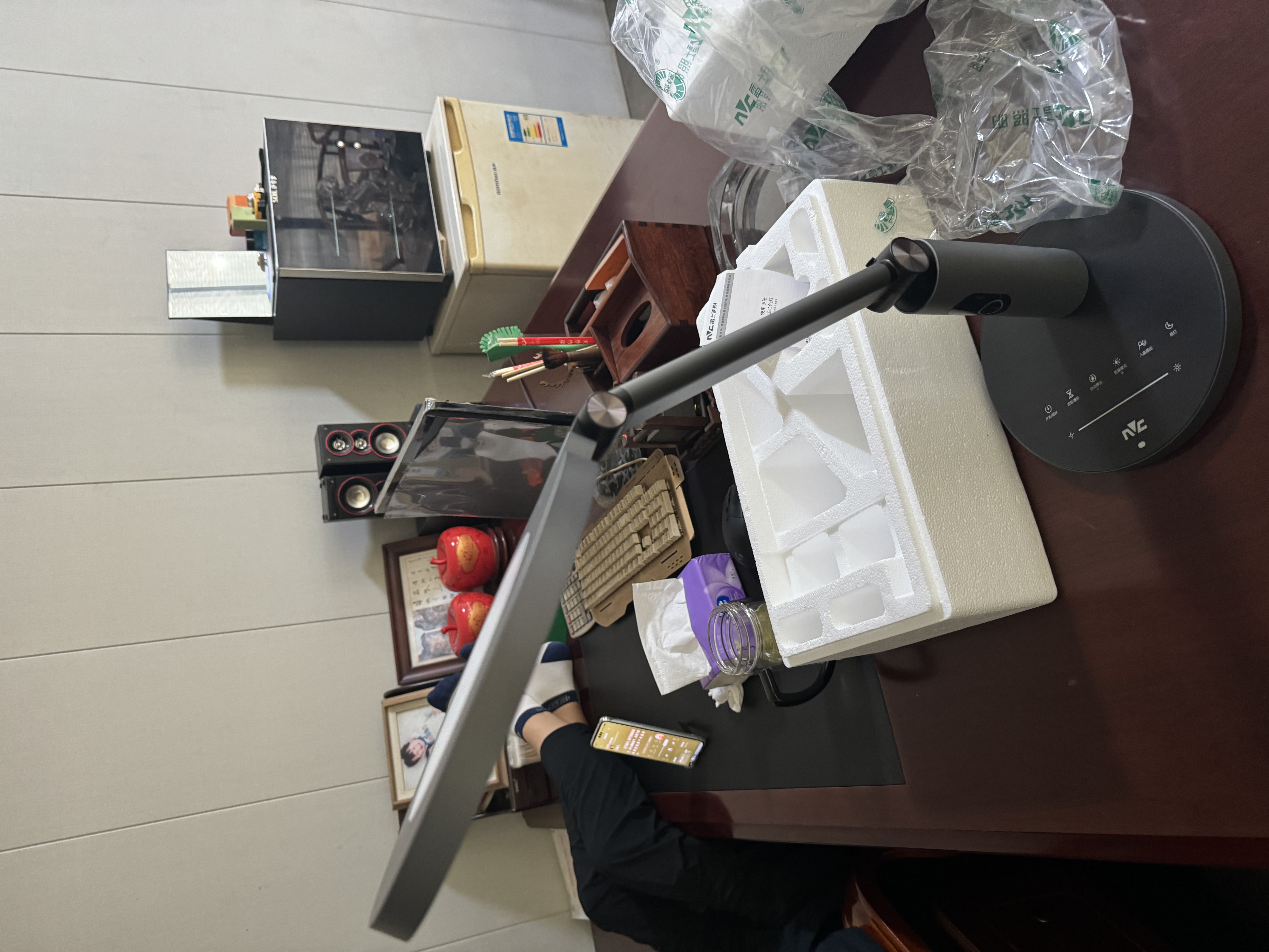 雷士（NVC）护眼儿童阅读家用全光谱护眼学生学习工作书桌读写入席感应台灯 实拍图