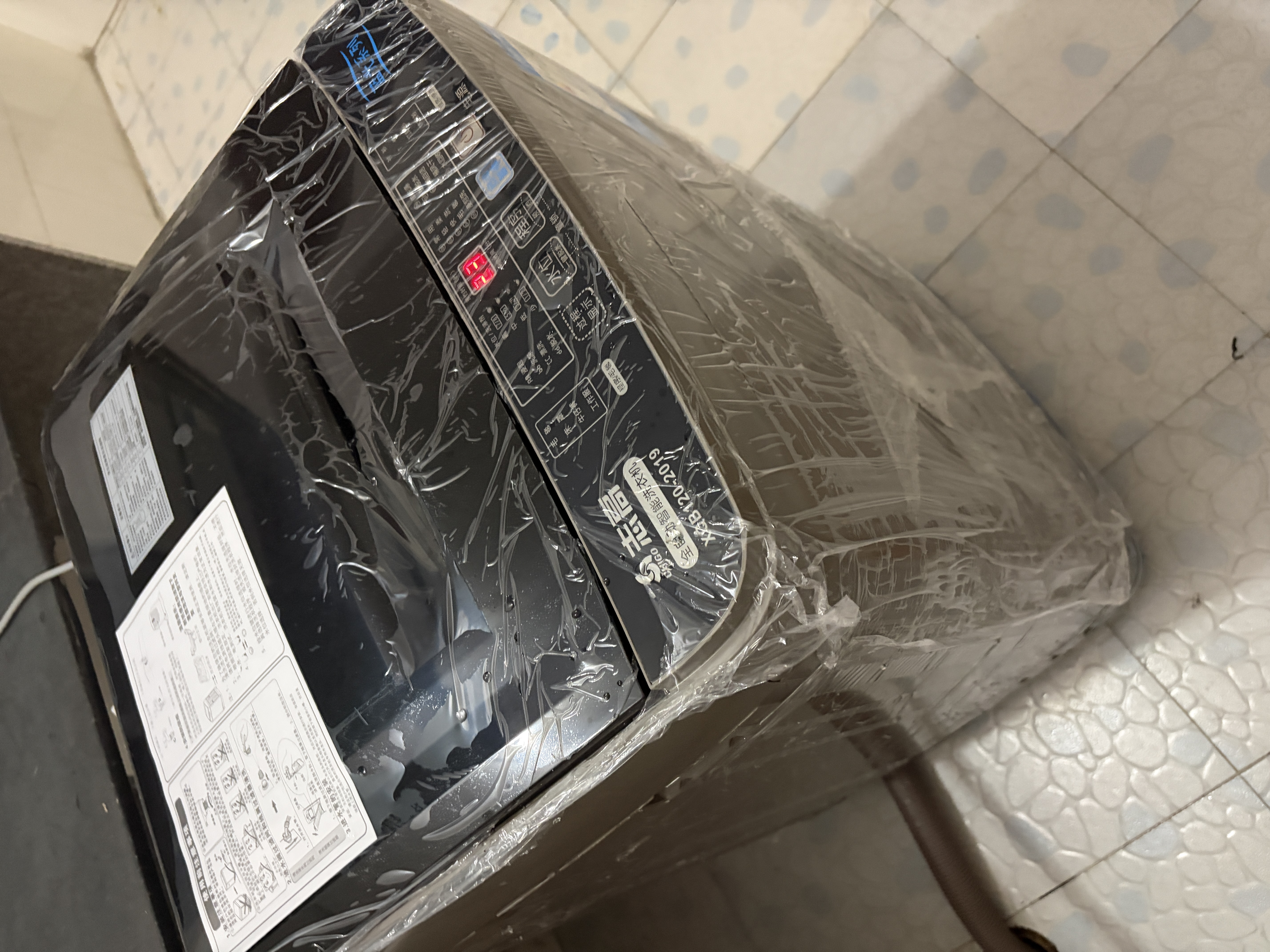 志高（CHIGO）全自动洗衣机 家用小型波轮 洗脱一体机大容量 公寓宿舍出租房 咖啡金 波轮 12kg 【蓝光洗护+风干洁桶+强电机】 实拍图