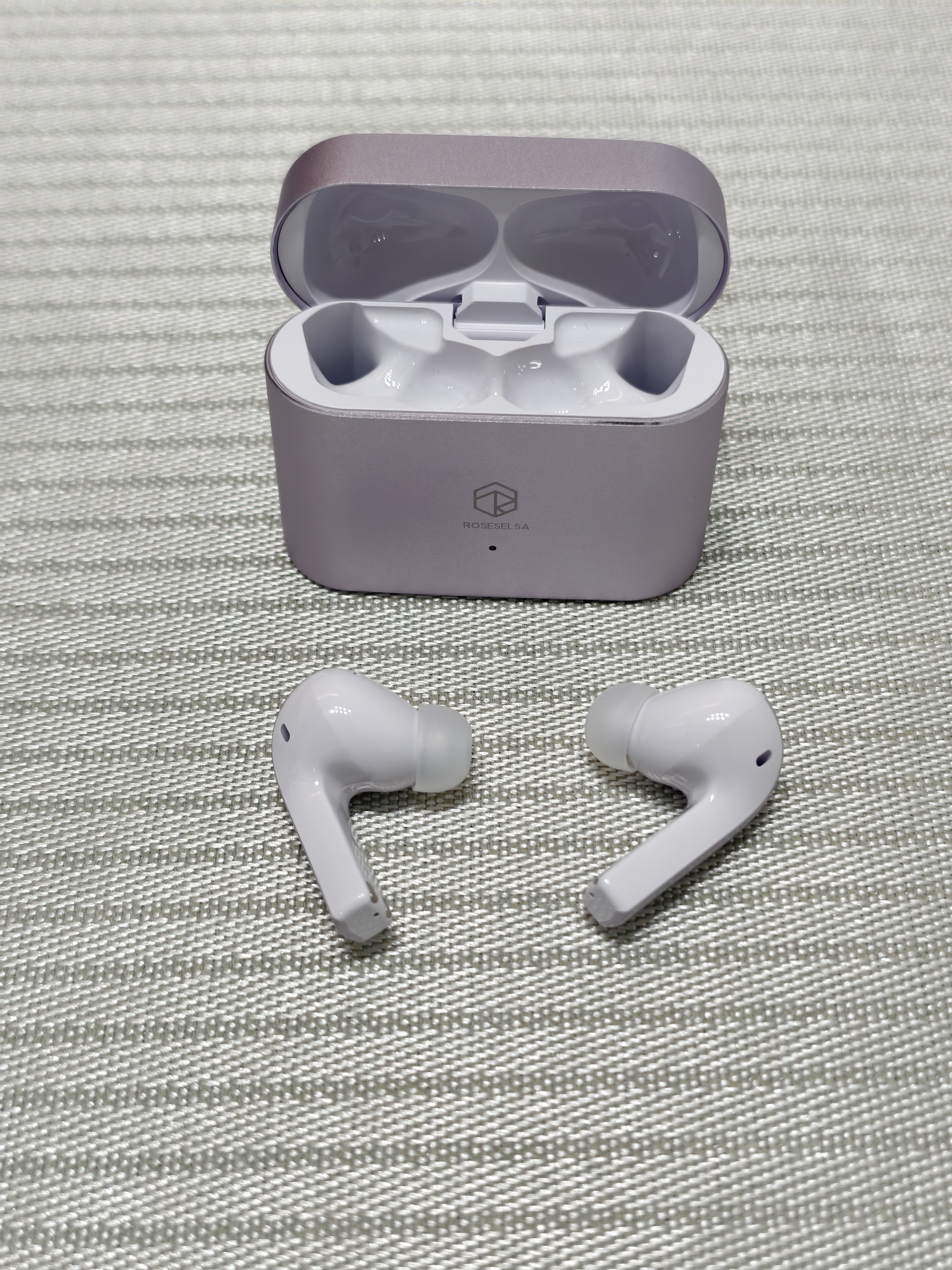 弱水时砂【重磅新品】EarFeel i7无线蓝牙耳机i5升级款入耳运动耳机抗风噪主动降噪HiFi音质超长续航学生 【雾影版】凝紫丨LHDC高音质+深海降噪+EQ调音 磨砂工艺+金属机身 实拍图