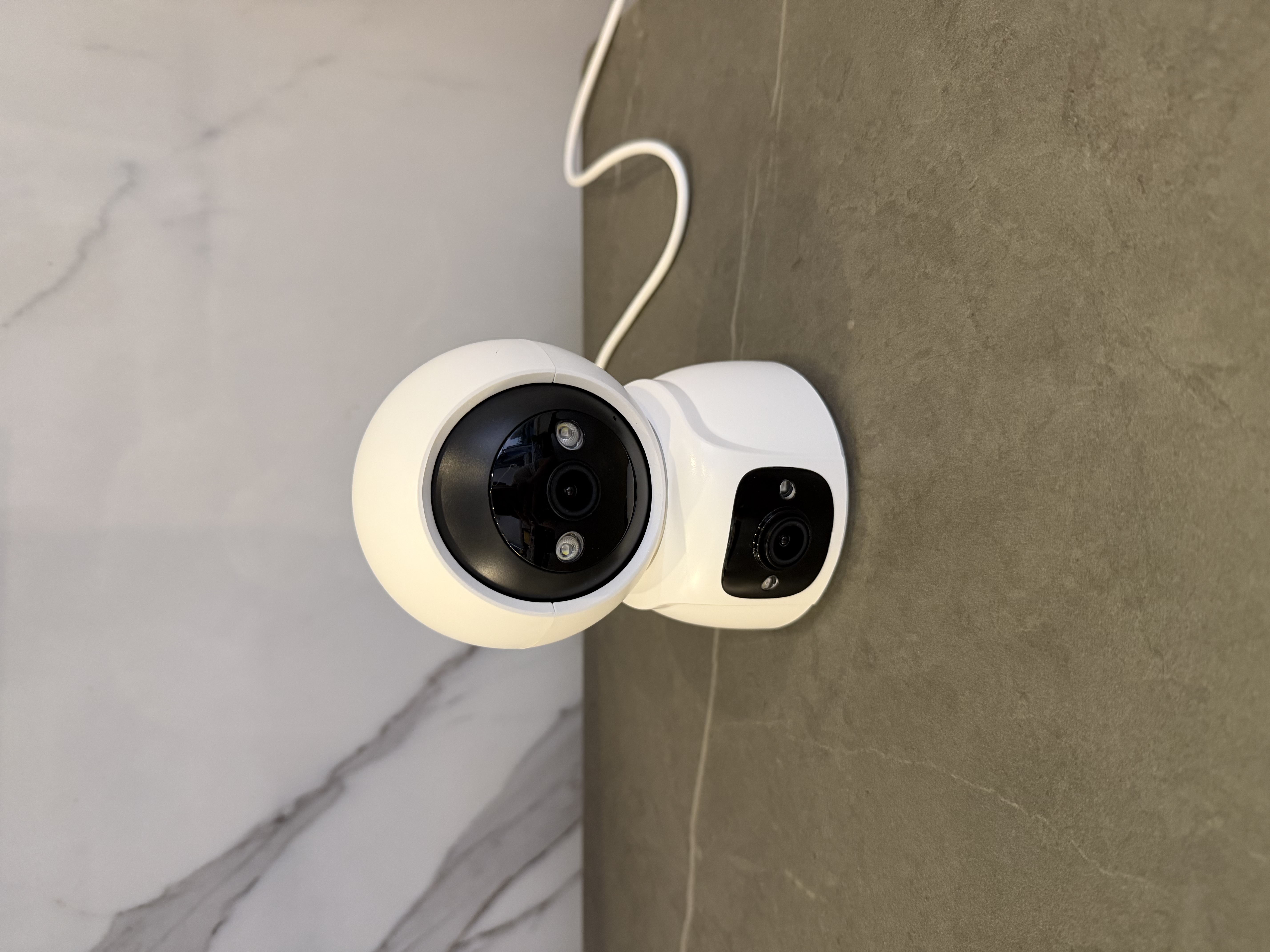 POYANK监控摄像头家用360度全景无死角无需wifi室内夜视双向视频通话对讲AI人形侦测4G终身免流远程看护 WiFi双摄版【超清双屏显示+30天循环存储】 远程看护家人居家安全丨晒单送豪礼 实拍图