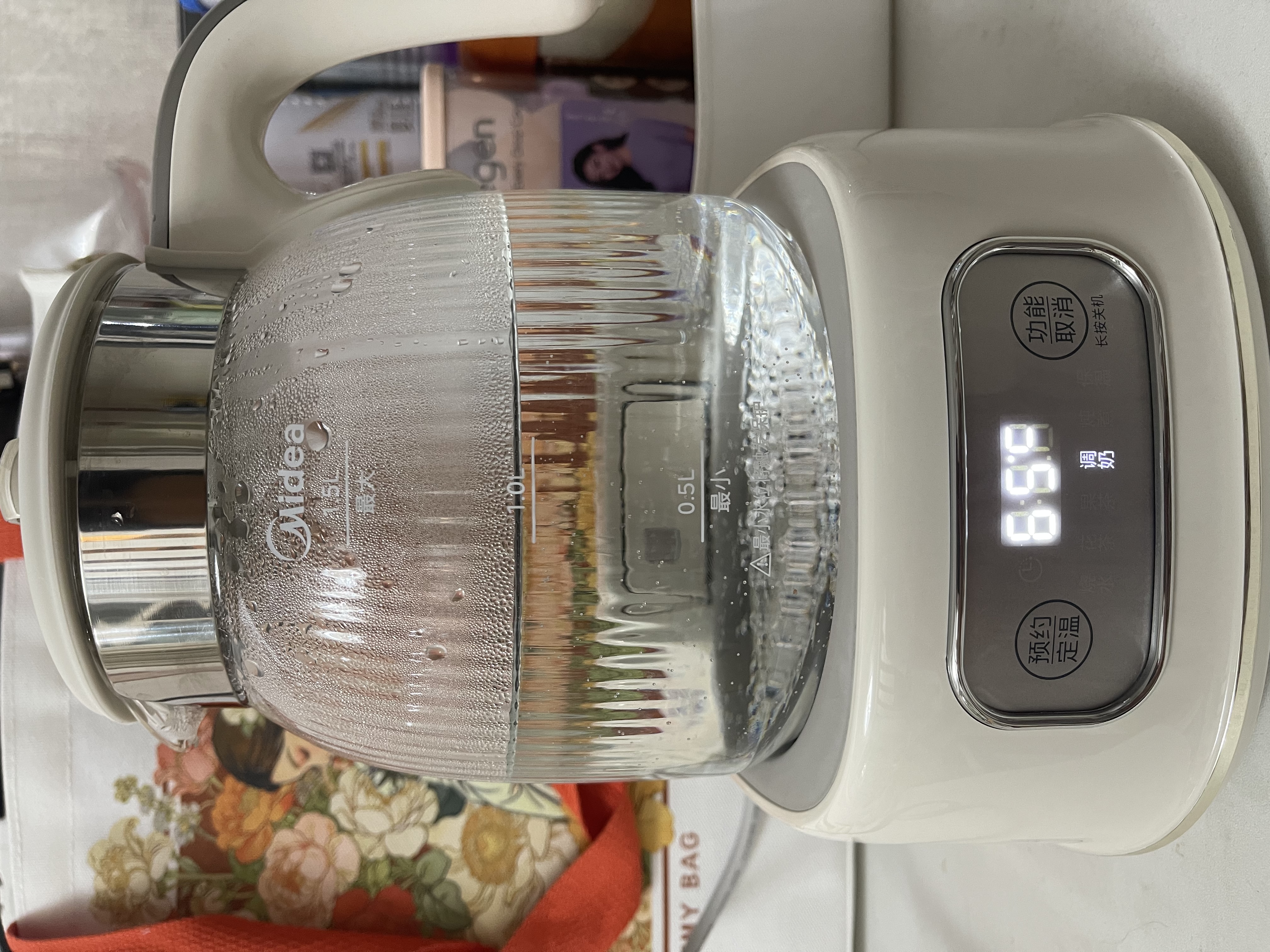 美的（Midea）0胶水全玻璃全自动养生壶煮茶壶母婴智能泡奶机烧水壶恒温电热水壶辅食机花茶壶 MK-YS15B105 1.5L 实拍图