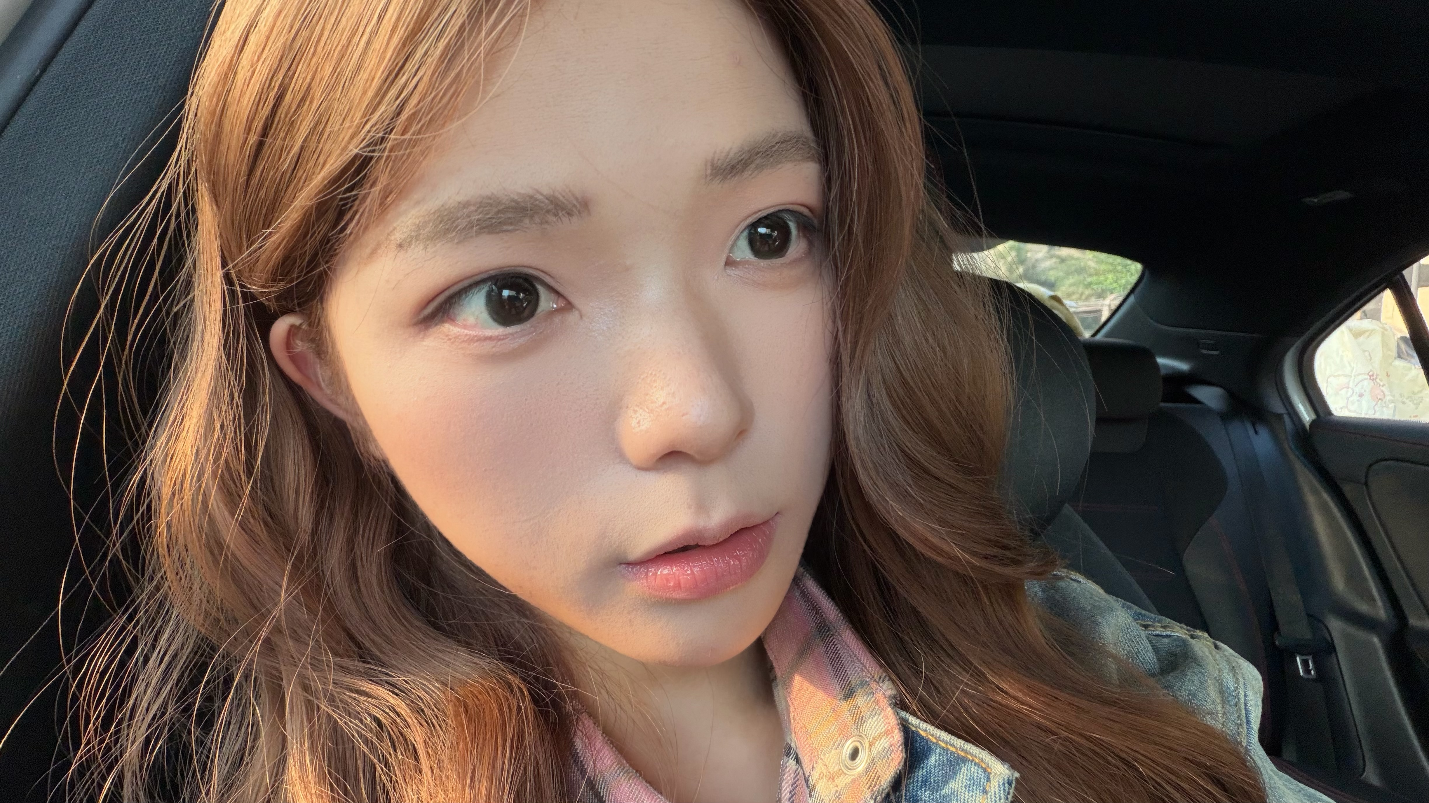 OVOLOOK美瞳日抛10片小直径蓝黑棕色自然日常2026一次性隐形眼镜网红学生 黑茶水晶14.0【日抛10片】 10片*1盒 0度 实拍图