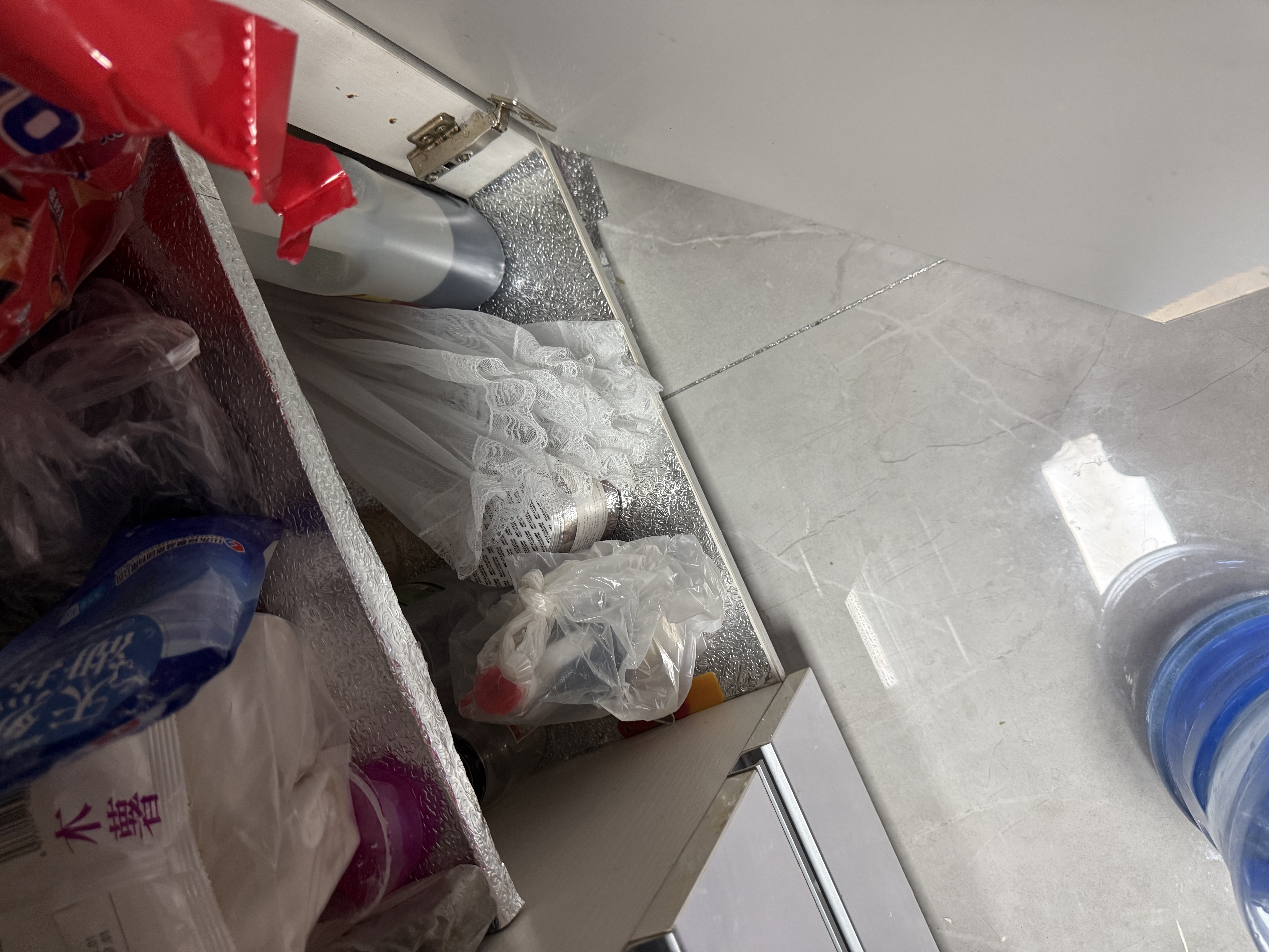 金隆兴防油贴铝箔厨房防油贴纸0.6*5米橱柜防水耐高温防潮灶台面保护膜 实拍图
