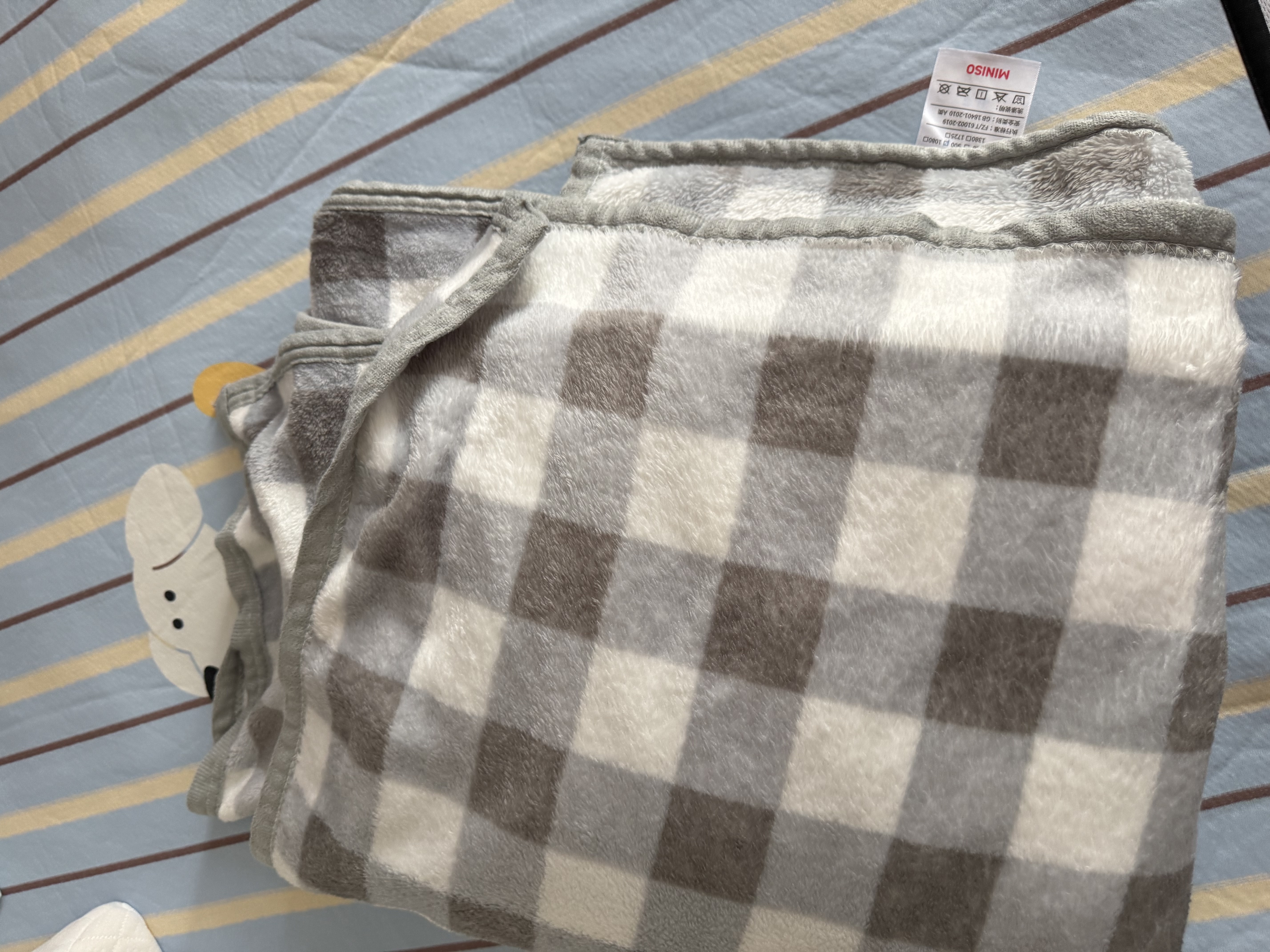 名创优品（MINISO）毛毯夏季薄被毯子午休毯午睡毯夏凉被 空调被子毛巾被150x200cm 实拍图