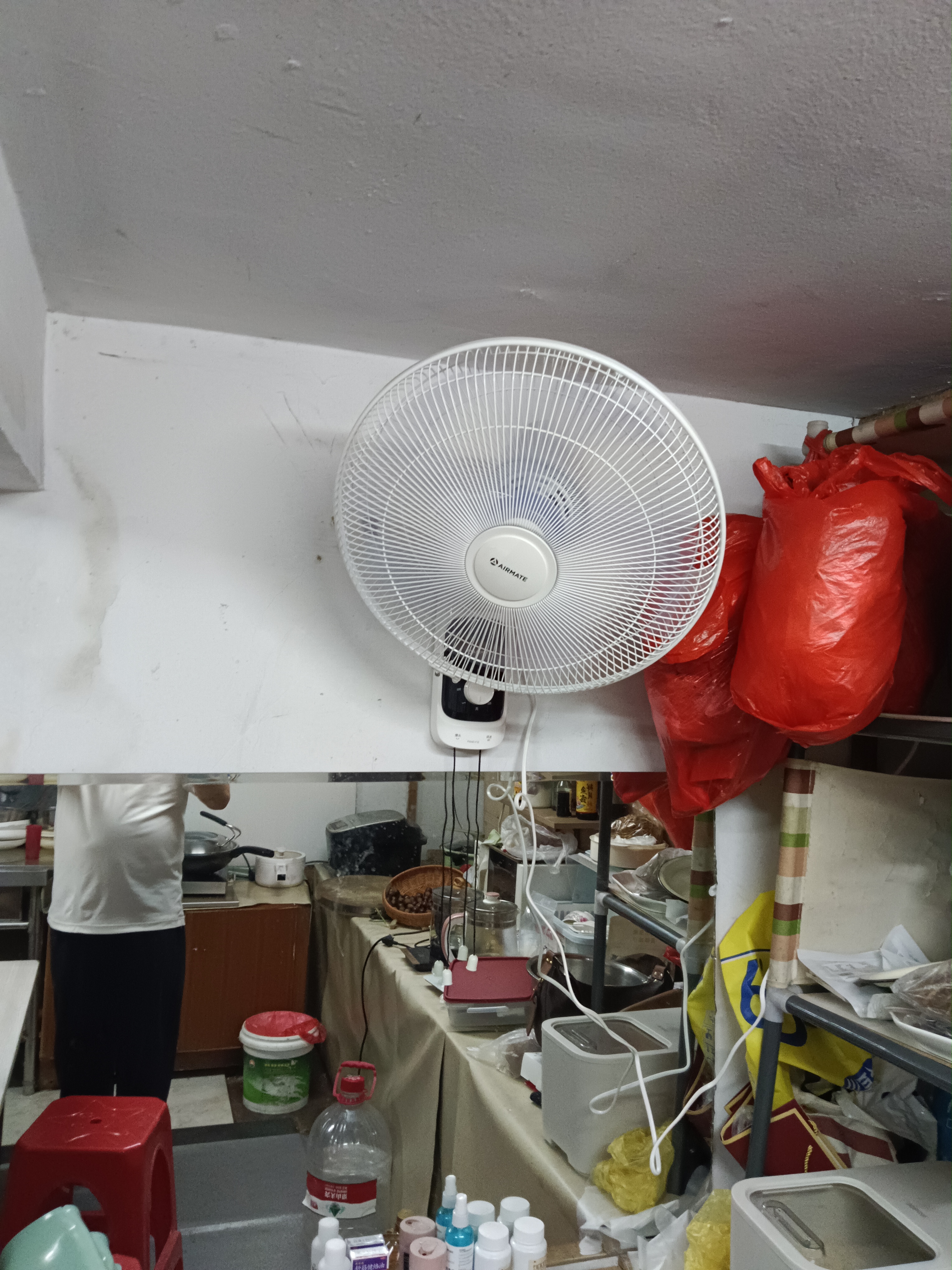 艾美特（AIRMATE）电风扇商用壁扇壁挂式风扇家用安静轻音摇头转页扇餐厅宿舍循环扇食堂遥控墙壁风扇 X12 实拍图