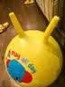 费雪（Fisher-Price）儿童玩具球宝宝感统训练跳跳羊角球45cm黄色带充气泵生日礼物礼品 实拍图