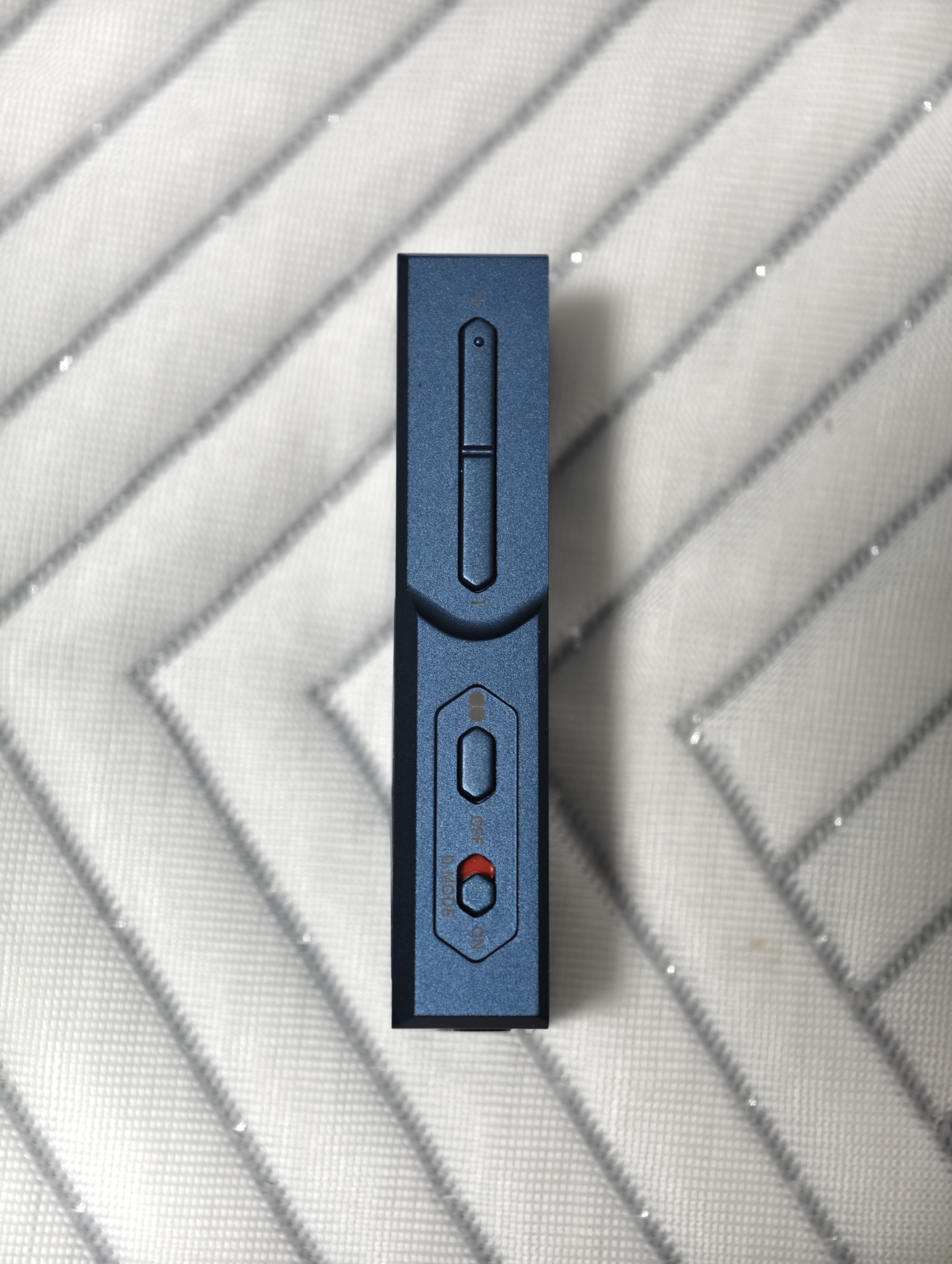 飞傲（FiiO）KA17旗舰解码耳放HIFI平衡4.4电脑声卡安卓手机功率放大器便携小尾巴转接线 支持PS5 蓝色解码器 实拍图