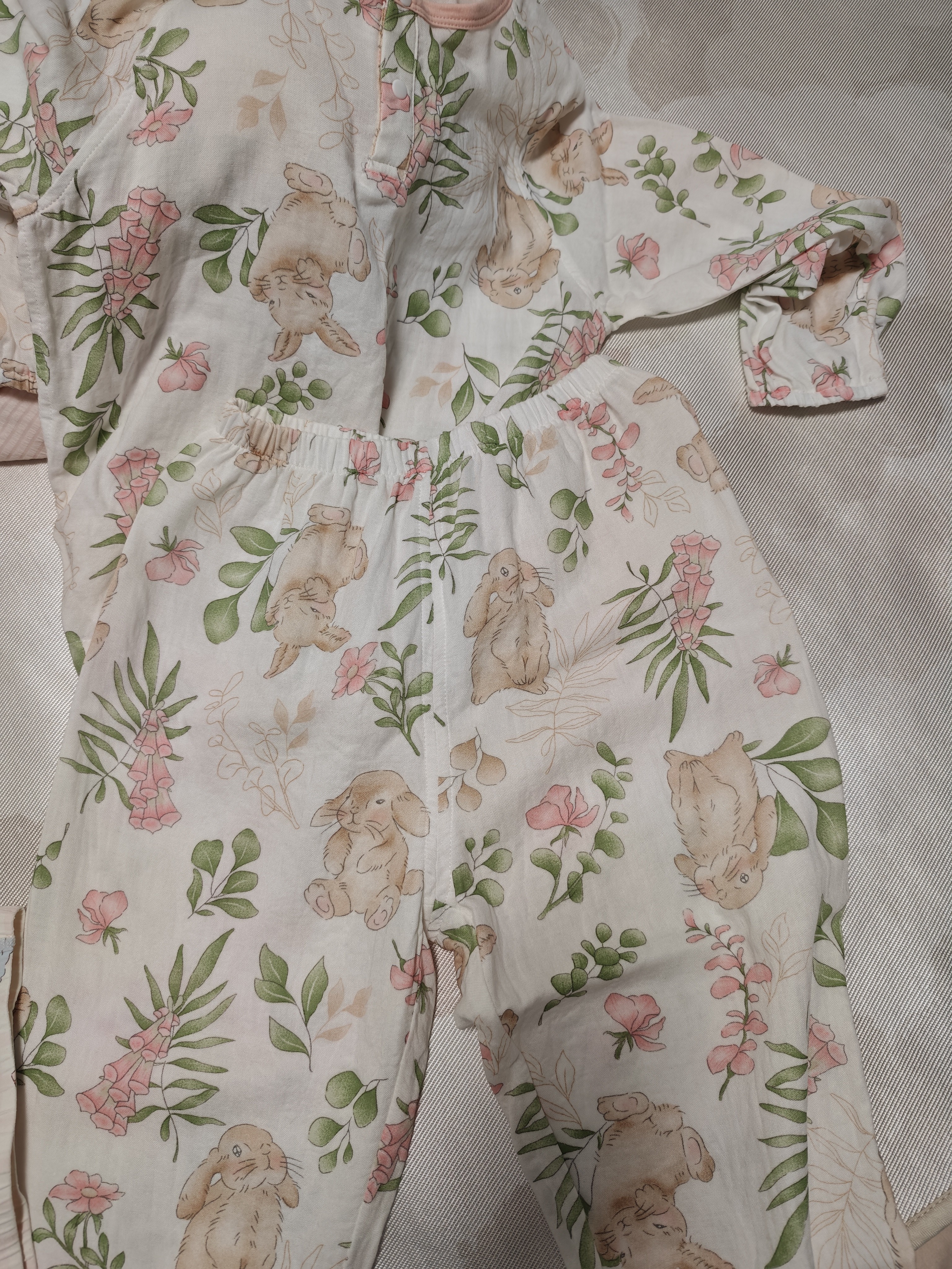 威尔贝鲁（WELLBER）儿童睡衣家居服男女童竹棉纱布家居套装春秋花园小兔长袖120 实拍图