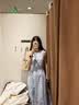 UR2026春季新款女装粉彩风魅力花卉暗纹条纹连衣裙UWG760073 实拍图