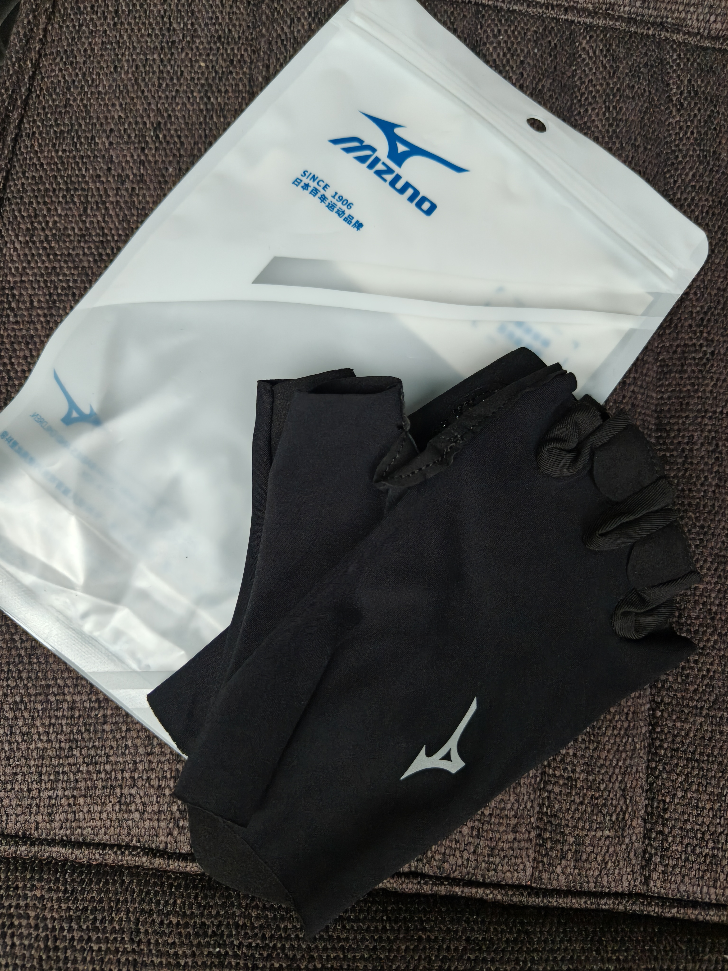 美津浓（MIZUNO）健身手套男女半指骑行训练单杠防茧引体向上减震撸铁器械防滑耐磨 实拍图