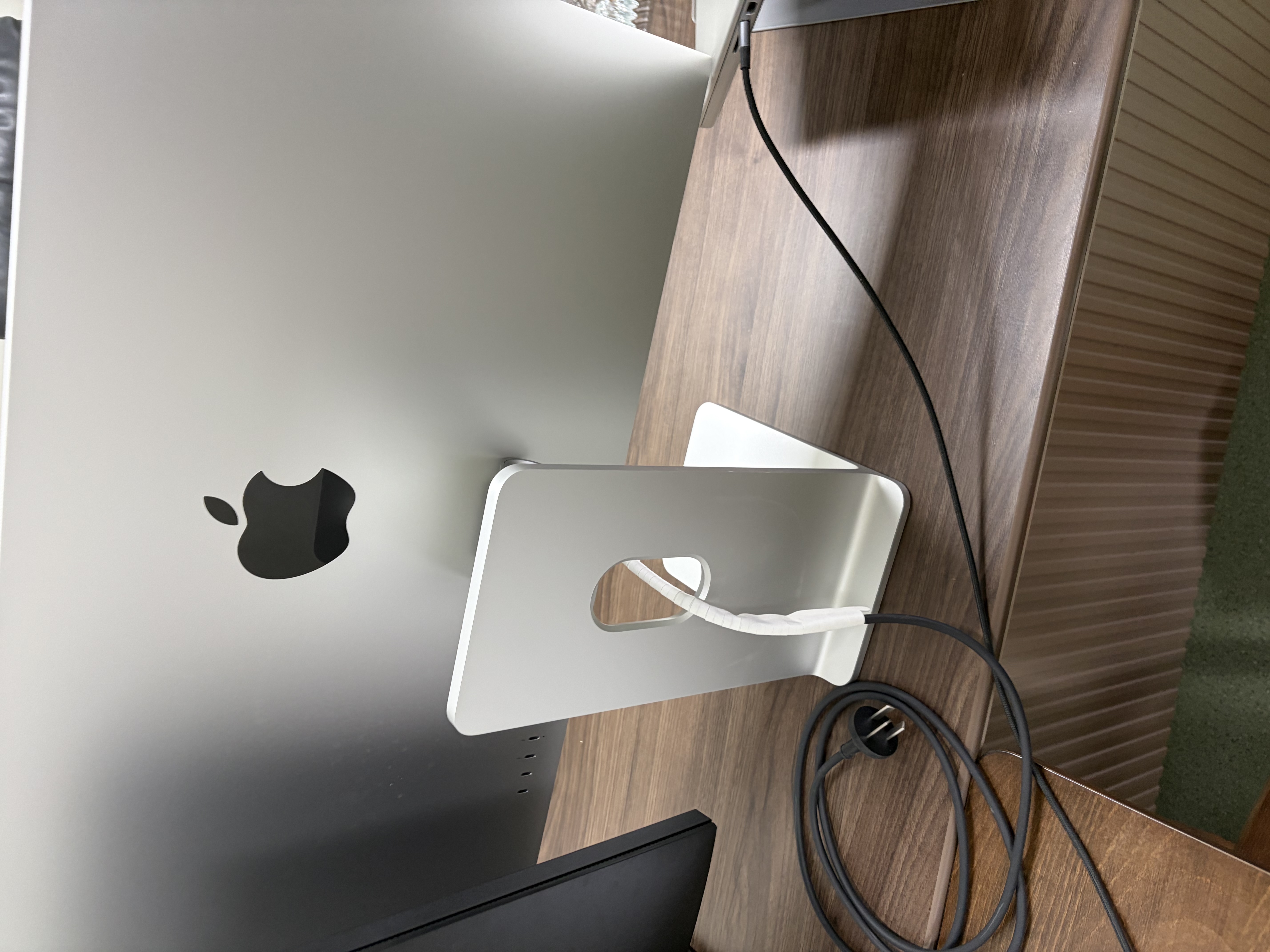 Apple/苹果/苹果 27英寸5K Studio Display XDR-标准玻璃带可调倾斜度及高度支架 笔记本电脑显示器 实拍图