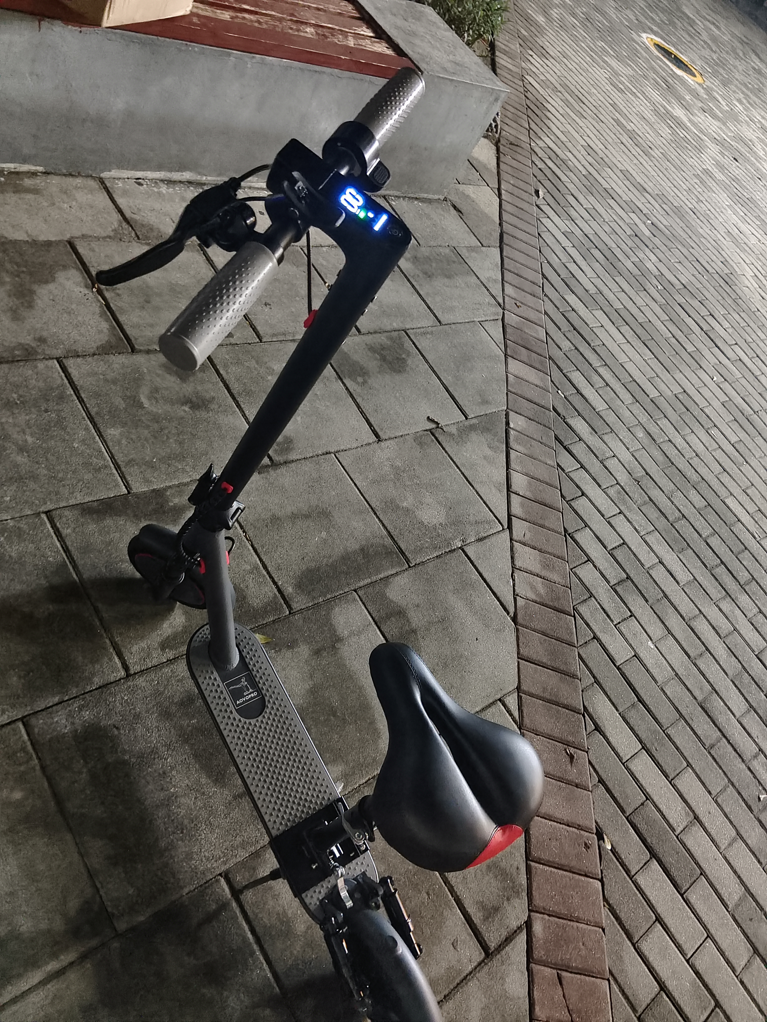 AOVOPRO电动滑板车便携可折叠电动车成人代步踏板车锂电池超长续航代驾车两轮滑板车 S9座椅版-双减震/铝合金/约30km 实拍图