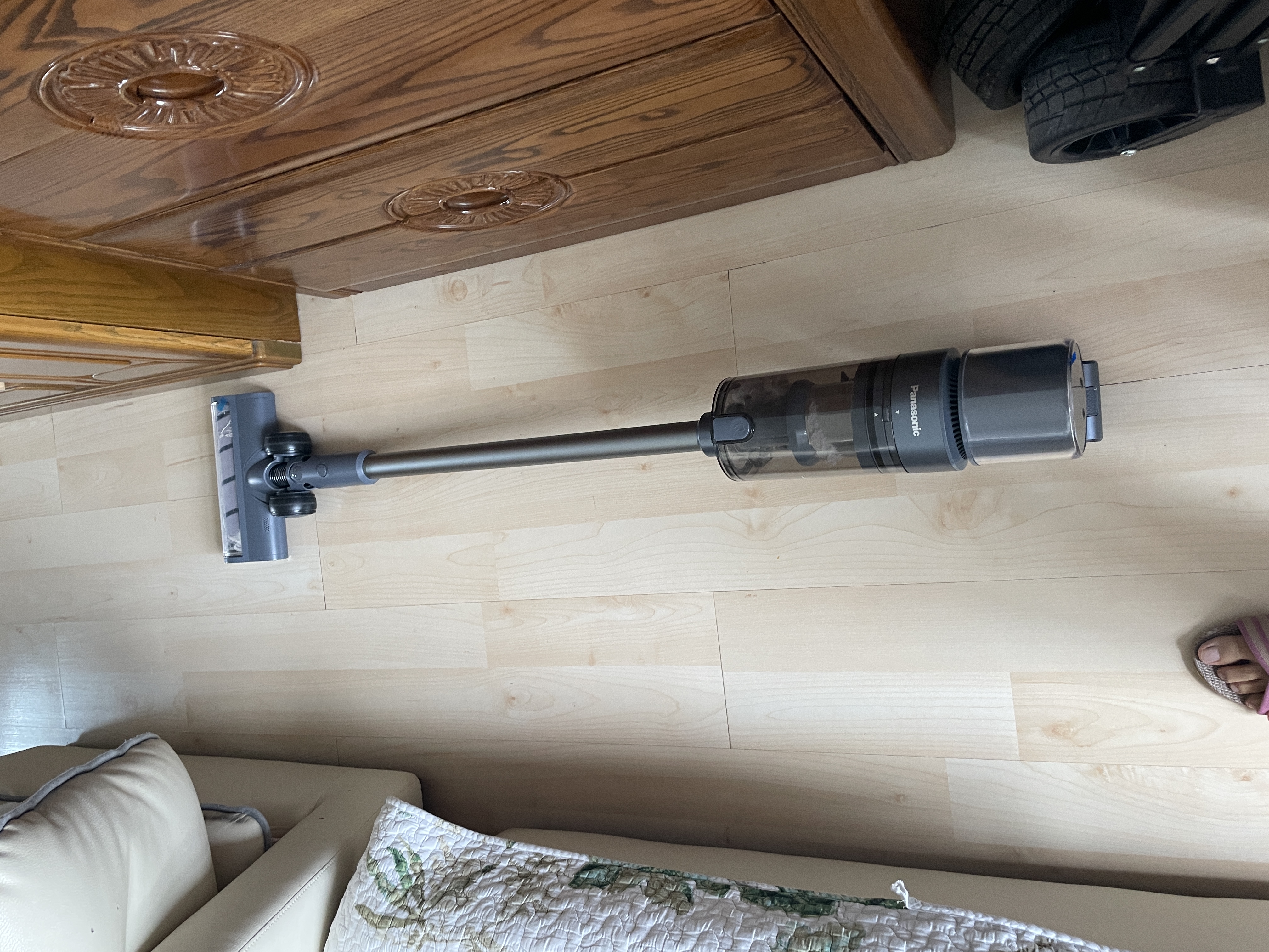 松下（Panasonic）【除尘神器】无线吸尘器家用大吸力手持绿光照显尘吸猫毛除尘四重过滤MC-A33H【双电池包长续航】 实拍图