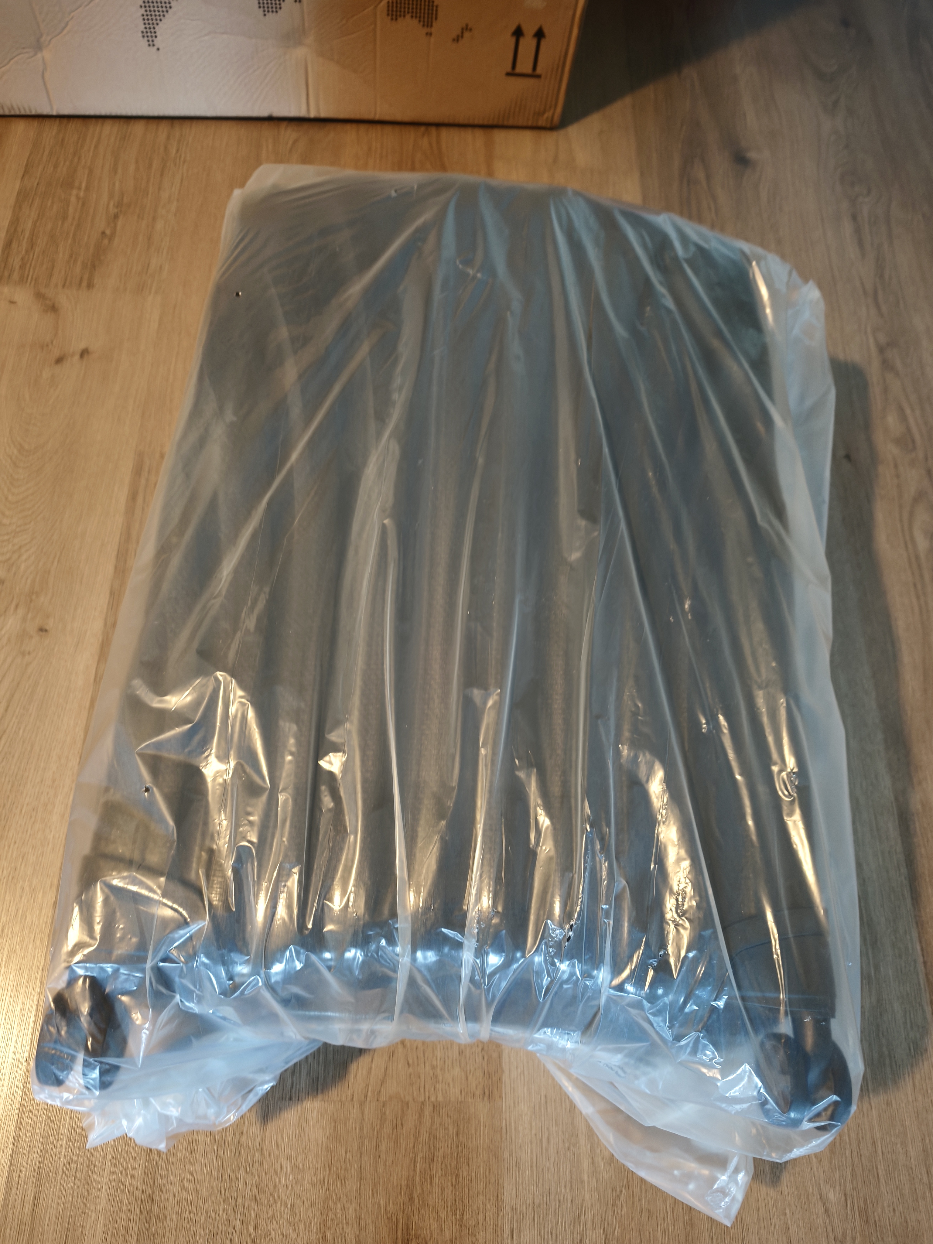 新秀丽万向轮贝壳箱拉杆箱密码锁行李箱旅行箱CS2黑色28寸生日礼物 实拍图