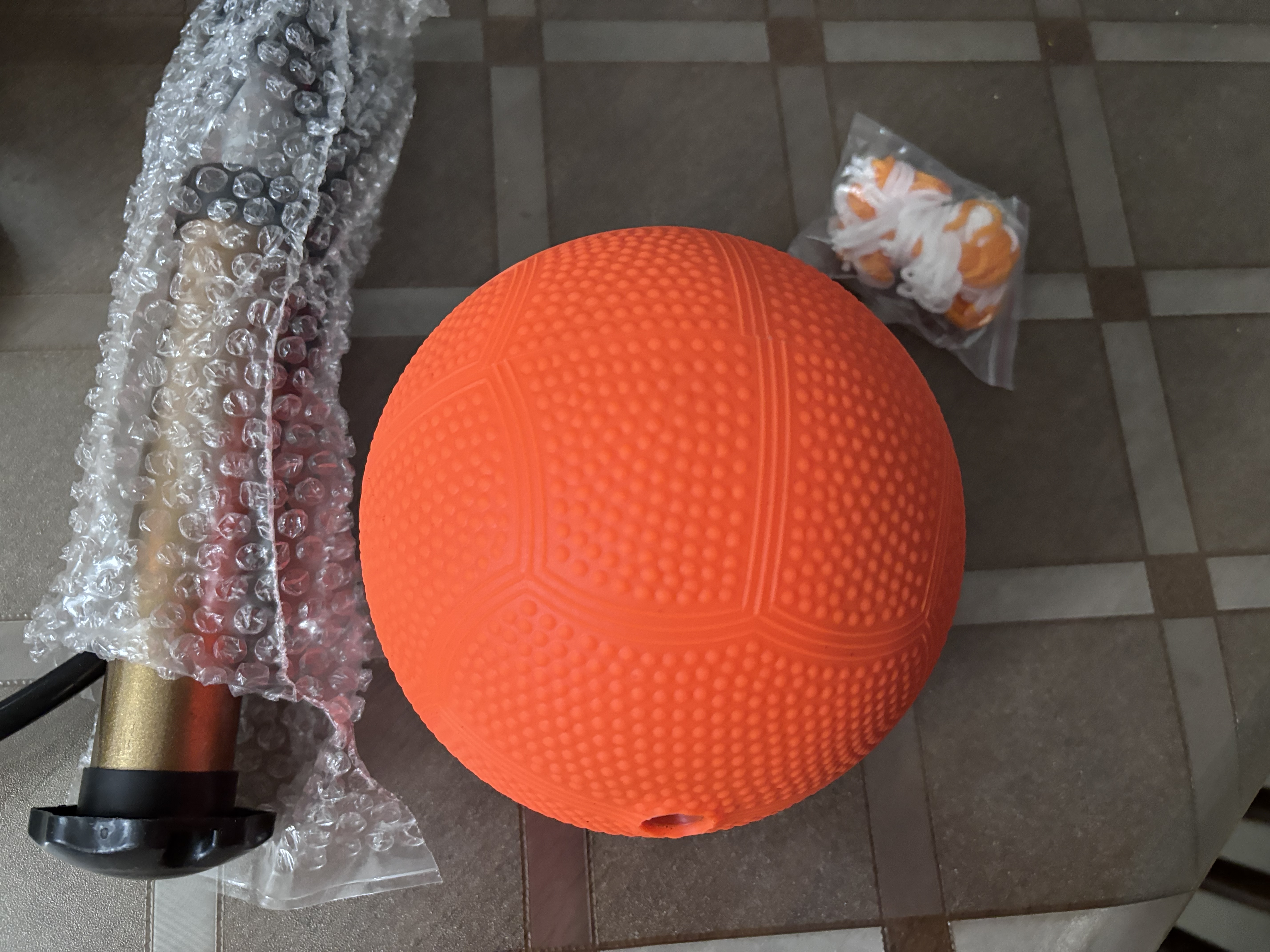 爸爸妈妈实心球中考专用2kg初中通用体测体育考试用球2公斤训练球充气橡胶 实拍图