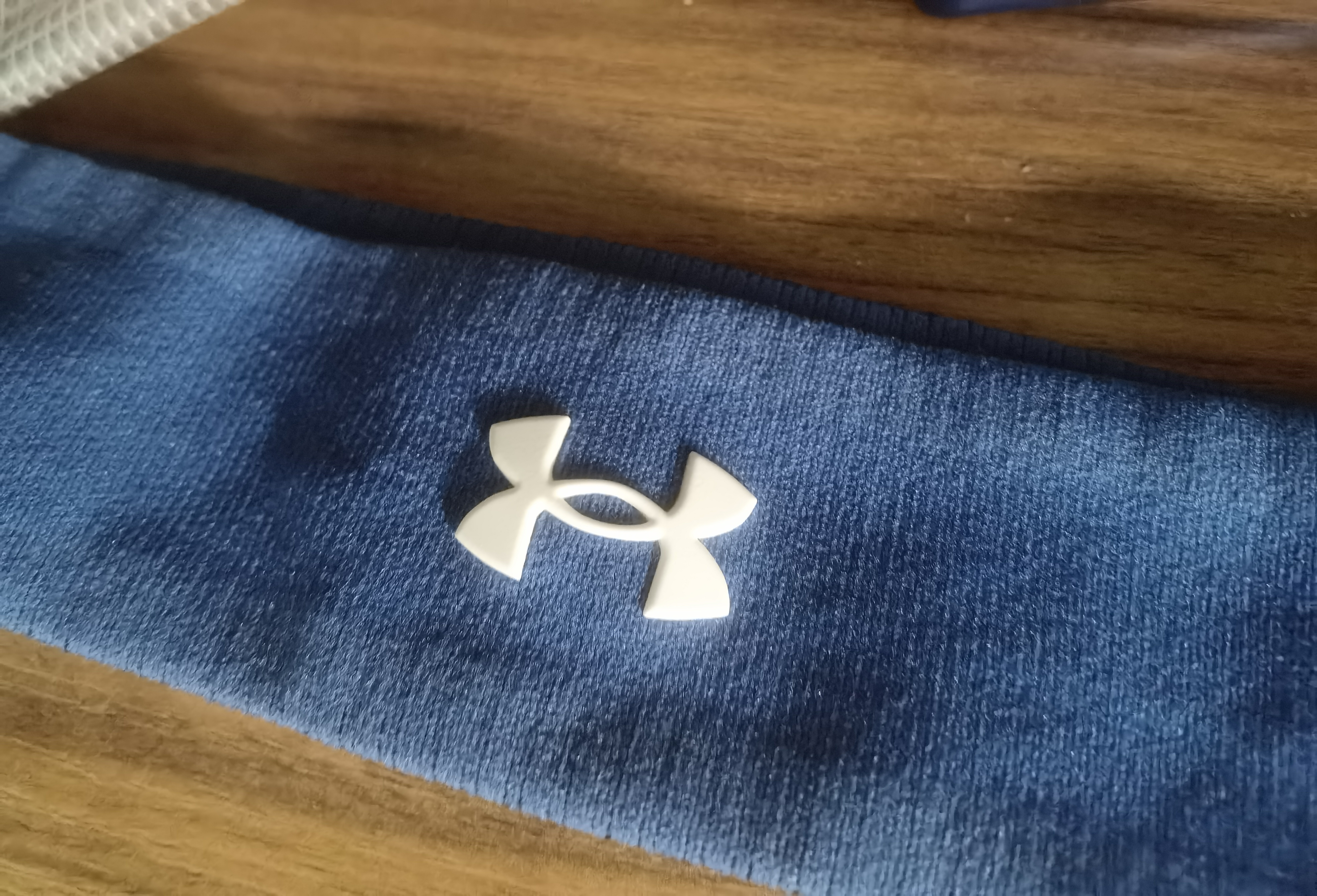 安德玛（Under Armour）运动发带止汗吸汗头巾男女导汗头箍篮球羽毛球跑步速干束发带 实拍图