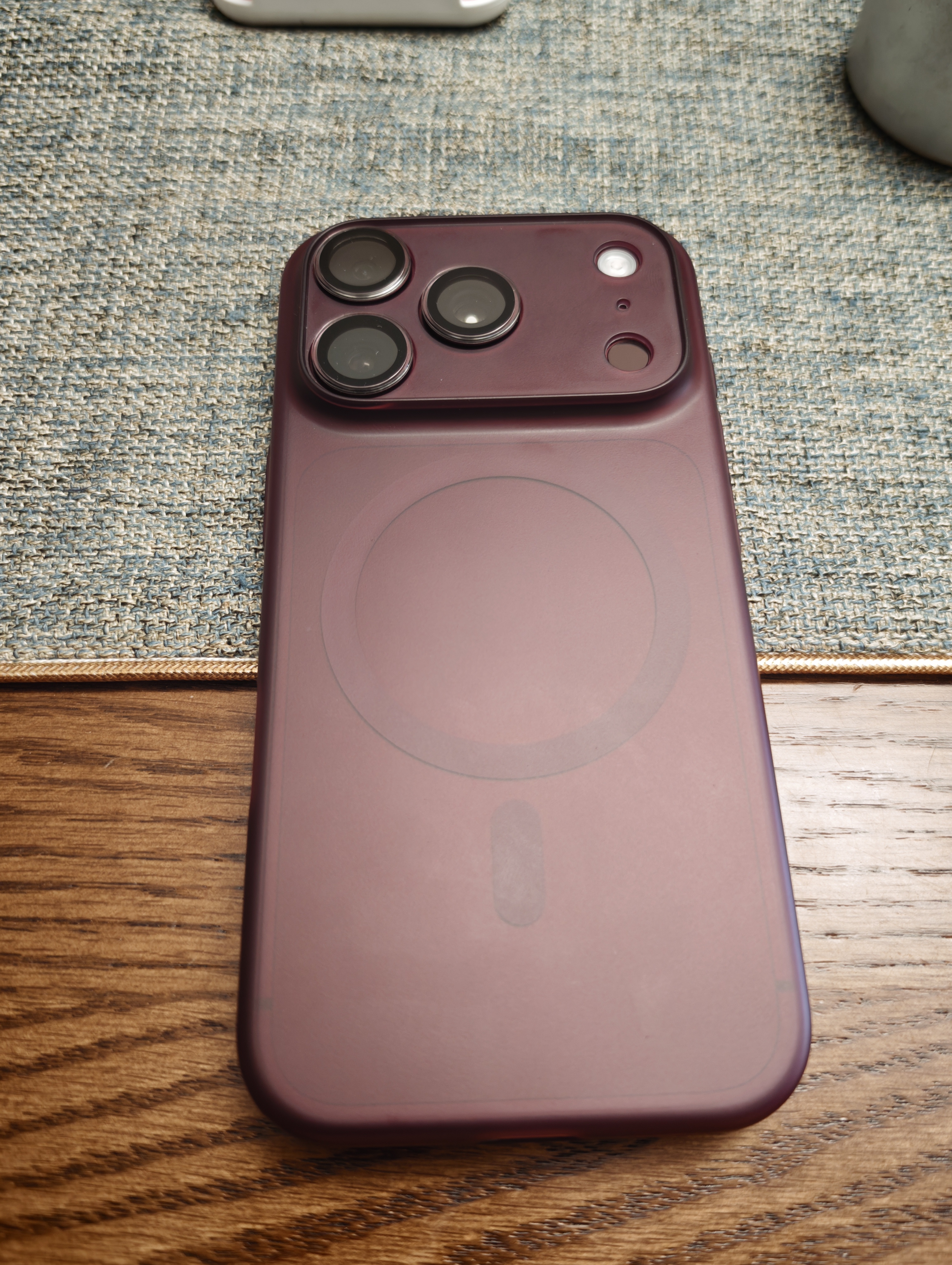 摩米士（MOMAX）【轻薄裸感】适用苹果18pro/17pro手机壳iphone18PRO/17PRO保护套磁吸壳超薄Magsafe充电简约 实拍图