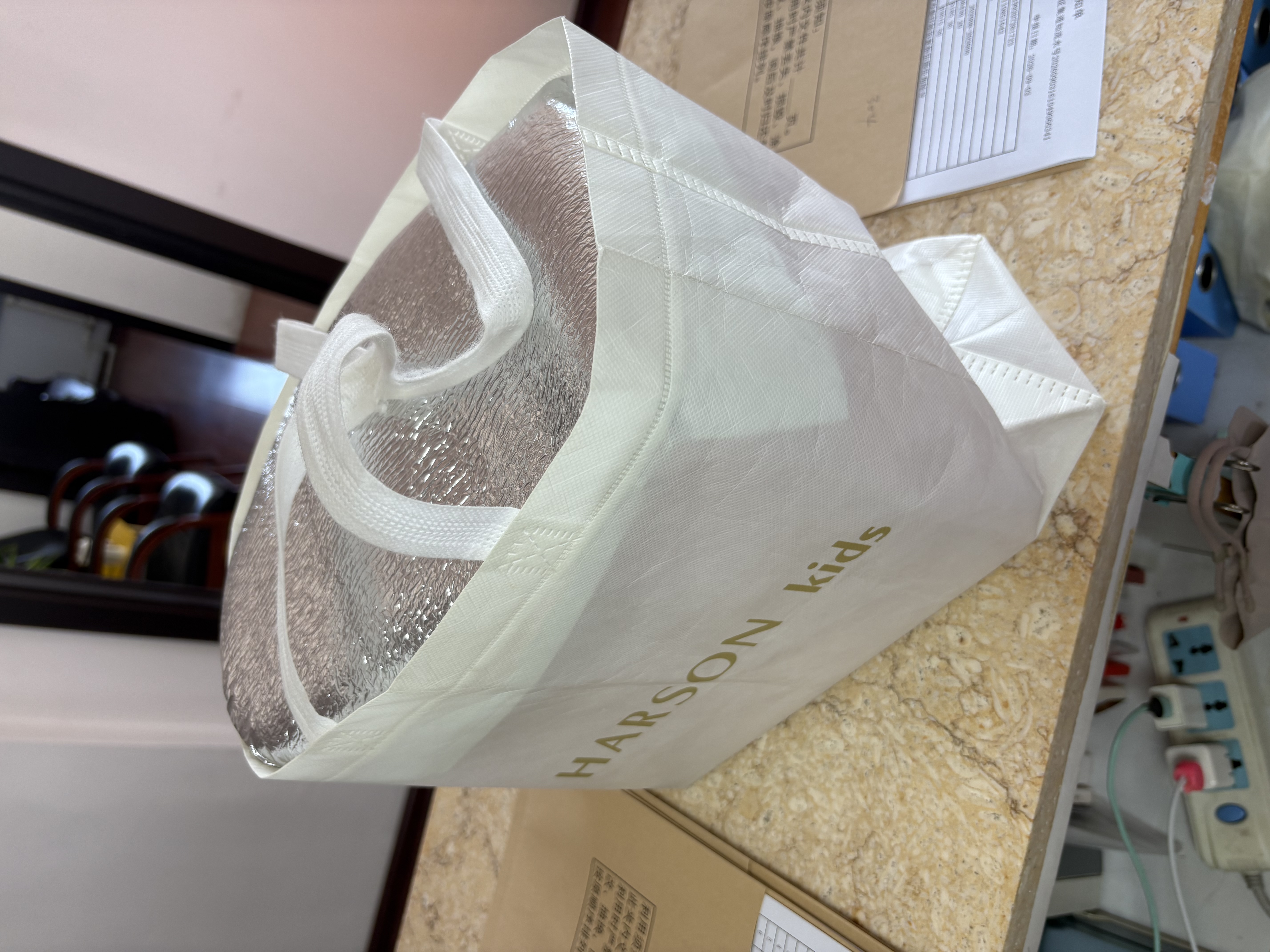 SKG颈椎按摩器H5升级款 红光聚灸热敷肩颈背颈按摩披肩矫姿按摩仪生日实用送父母男女朋友礼物 实拍图