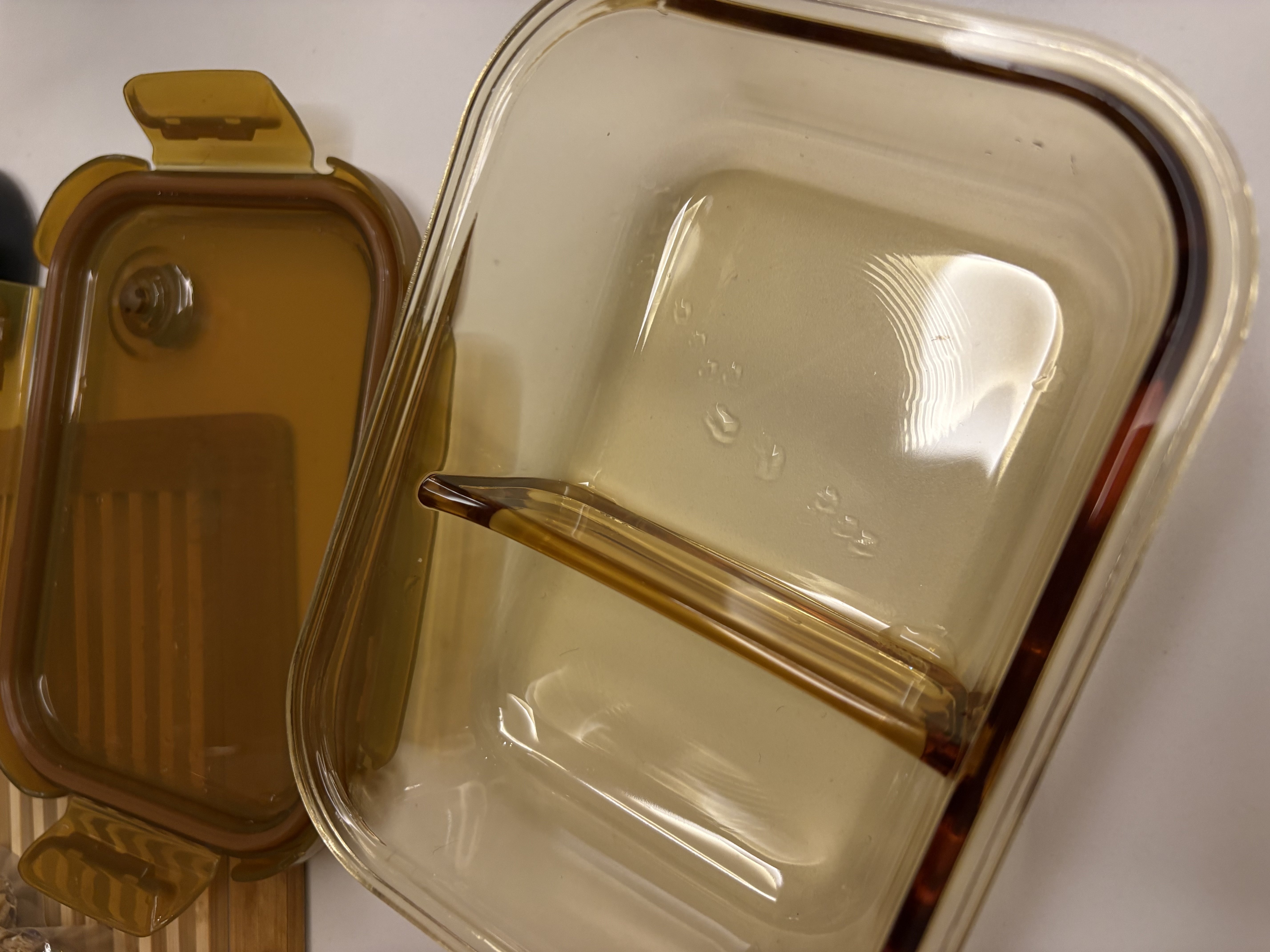 康宁餐具EKCO琥珀色玻璃中长两分隔保鲜盒640ml 实拍图