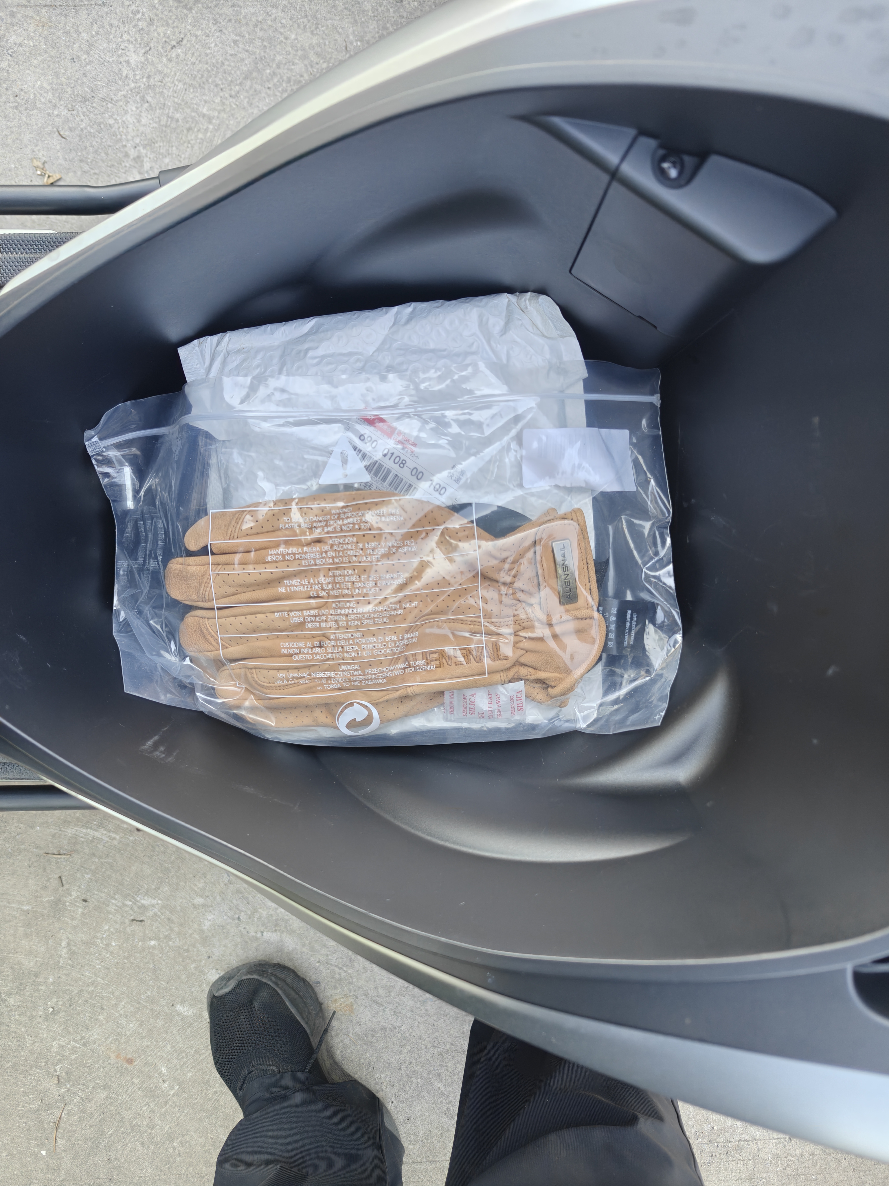 外星蜗牛V7摩托车骑行夏季手套男复古机车手套防摔防滑耐磨触屏骑士装备女 V7卡其色（春夏秋款） XL 实拍图