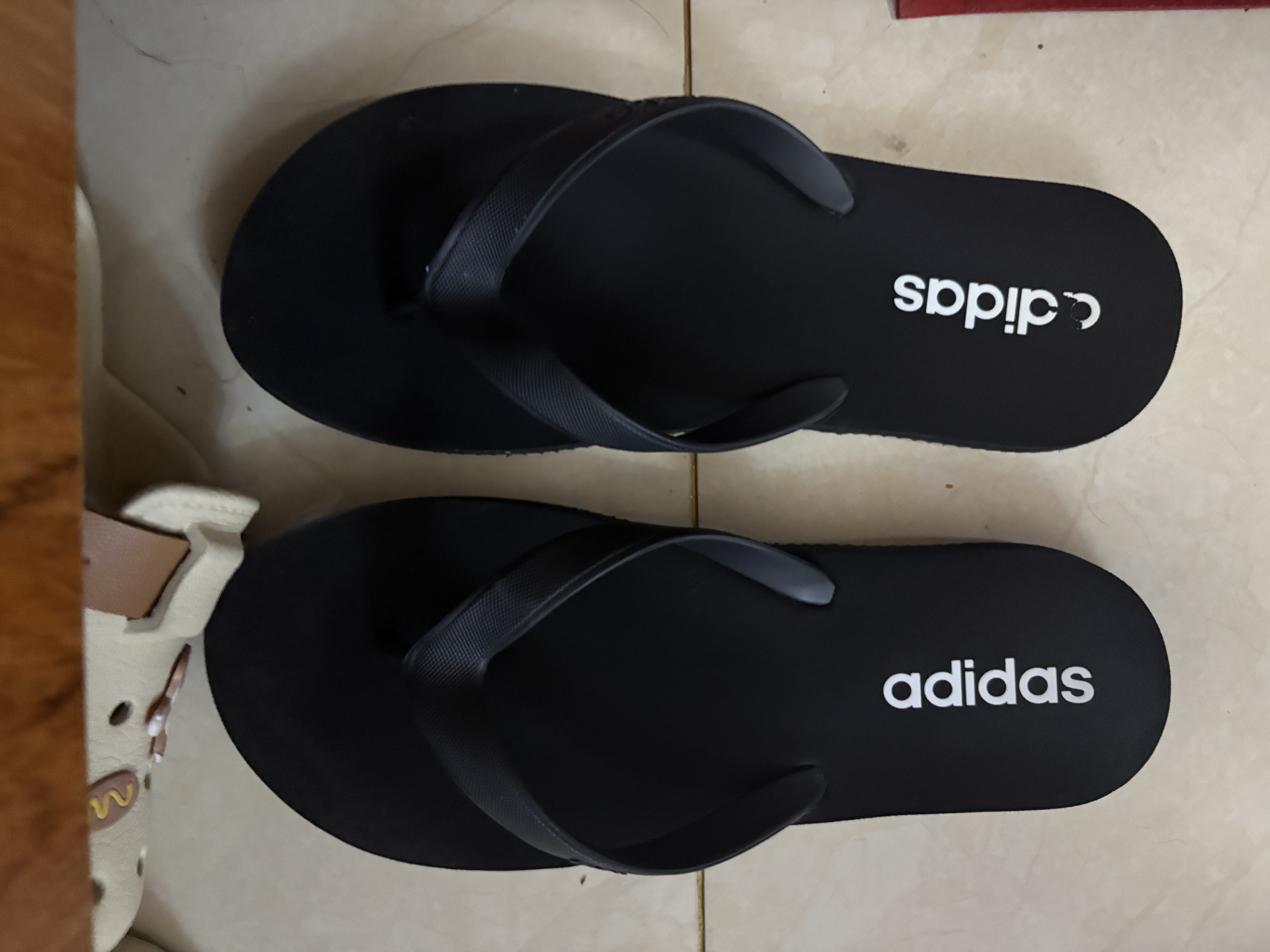阿迪达斯（adidas）中性 运动型格系列 KEITAKI ALPHA 拖鞋 JR1152 黑色  43 实拍图