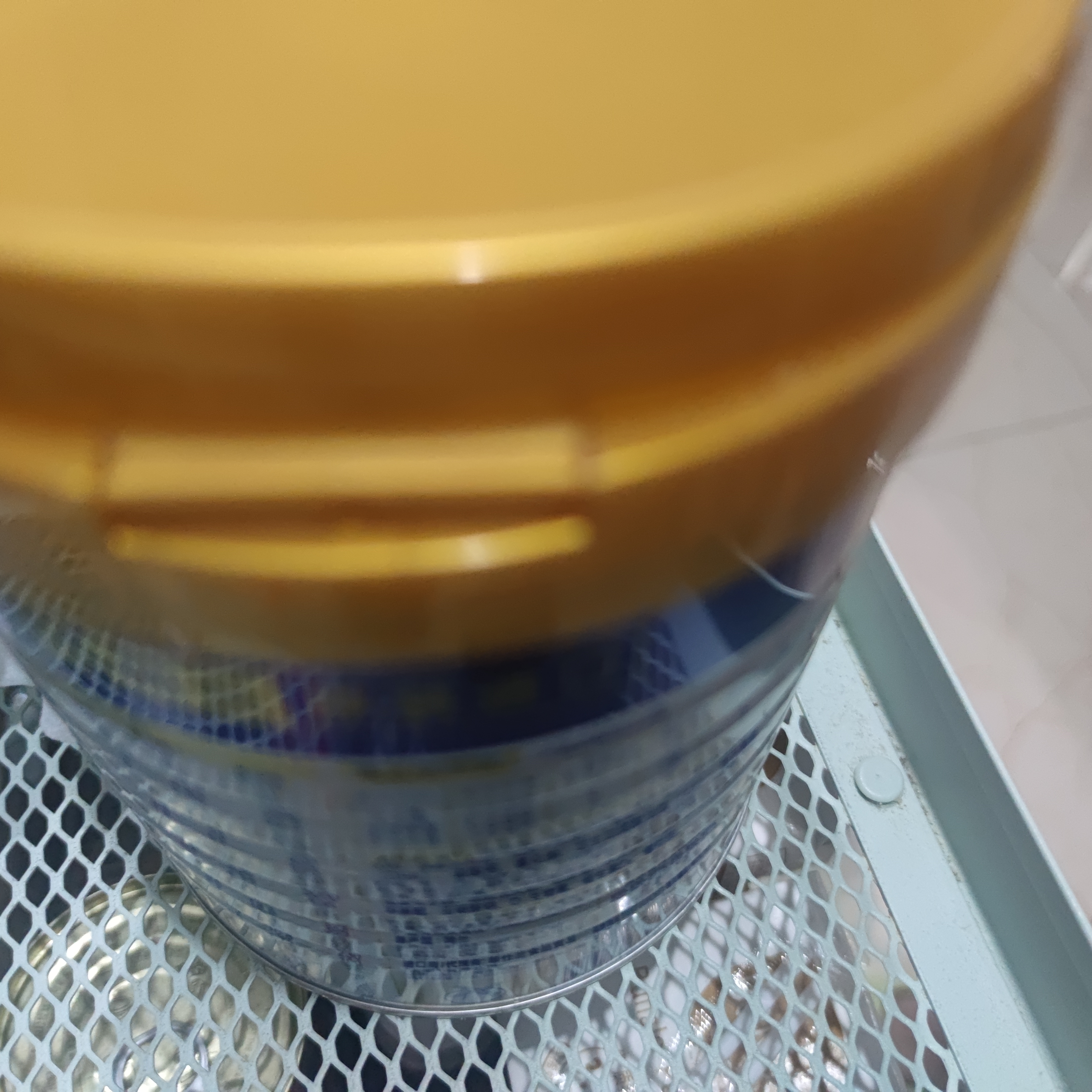 美素佳儿（Friso）皇家婴儿配方奶粉1段（0-6个月婴儿适用）800克 乳铁蛋白 新国标 实拍图